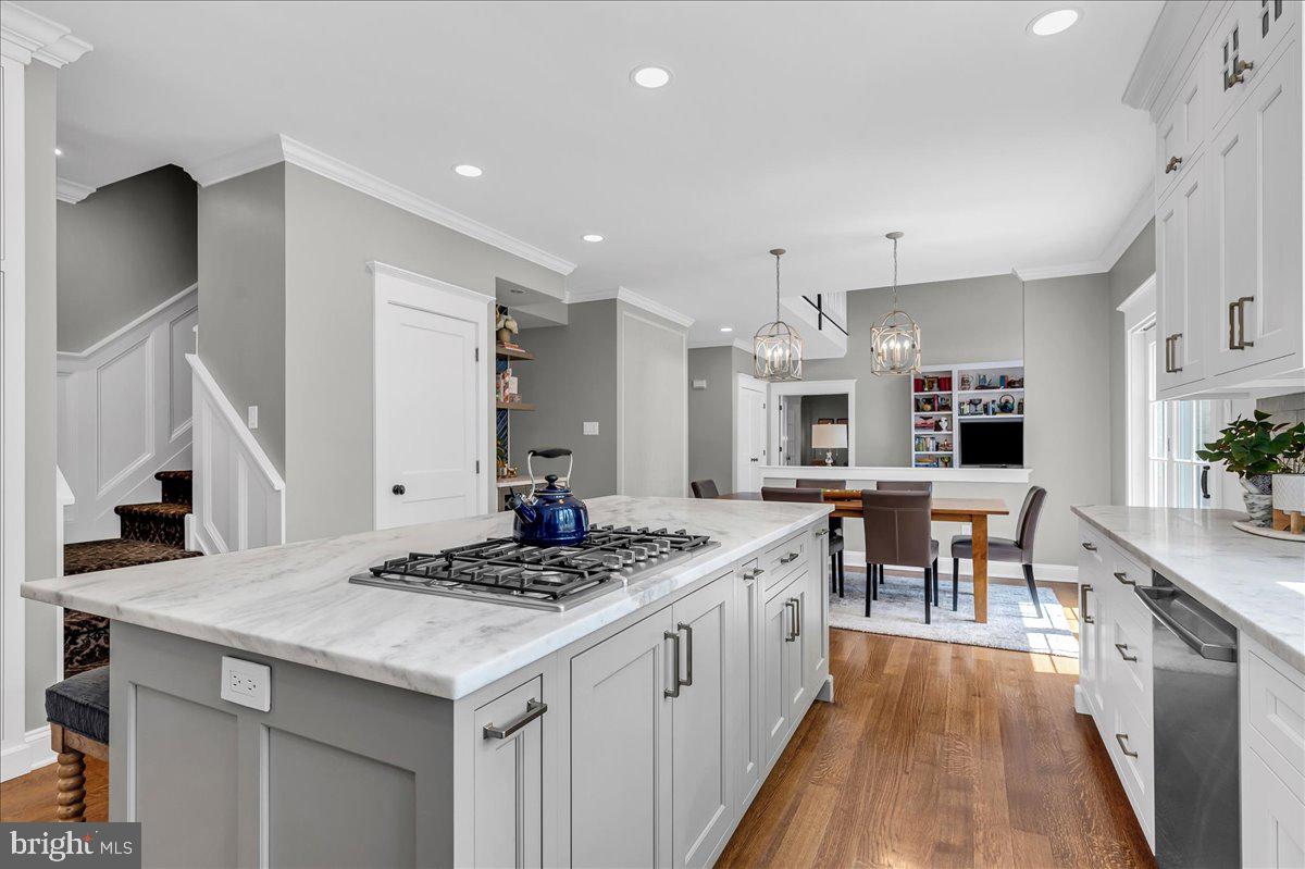 WILLOWDALE CROSSIN - Residential