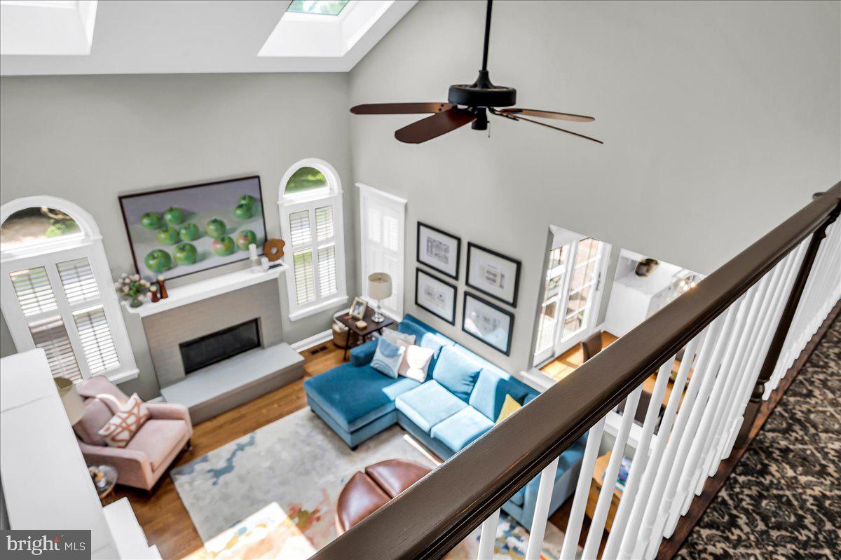 WILLOWDALE CROSSIN - Residential