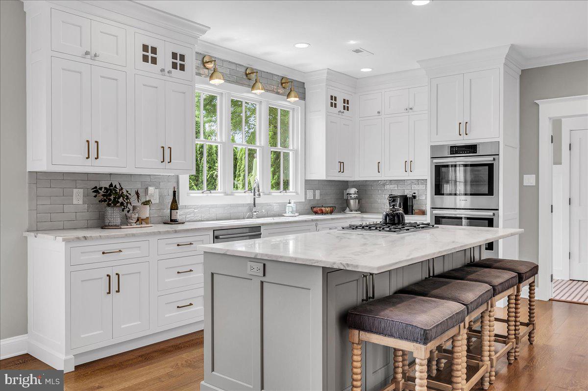 WILLOWDALE CROSSIN - Residential