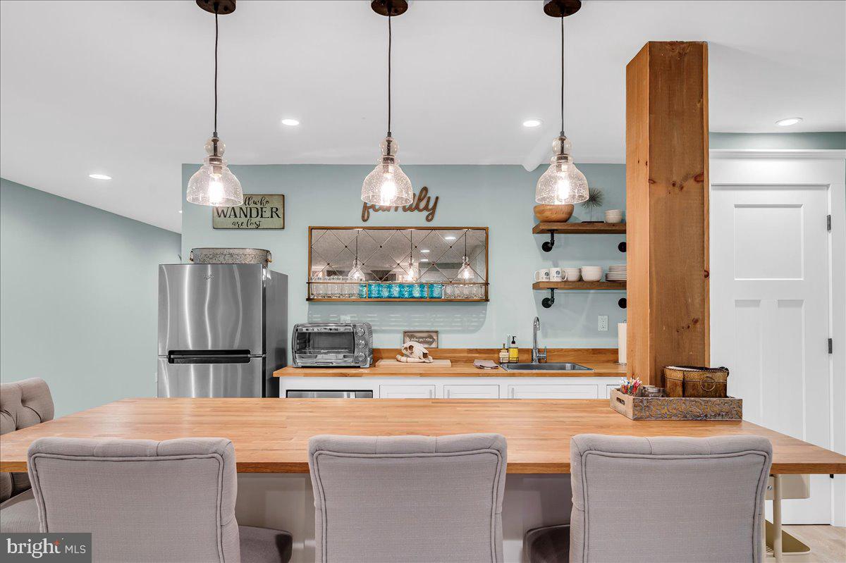 WILLOWDALE CROSSIN - Residential