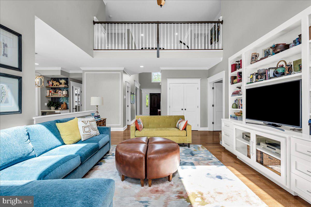 WILLOWDALE CROSSIN - Residential