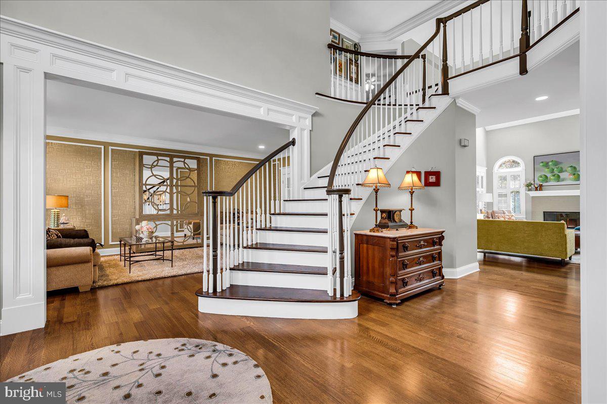306 ROSE GLEN LANE