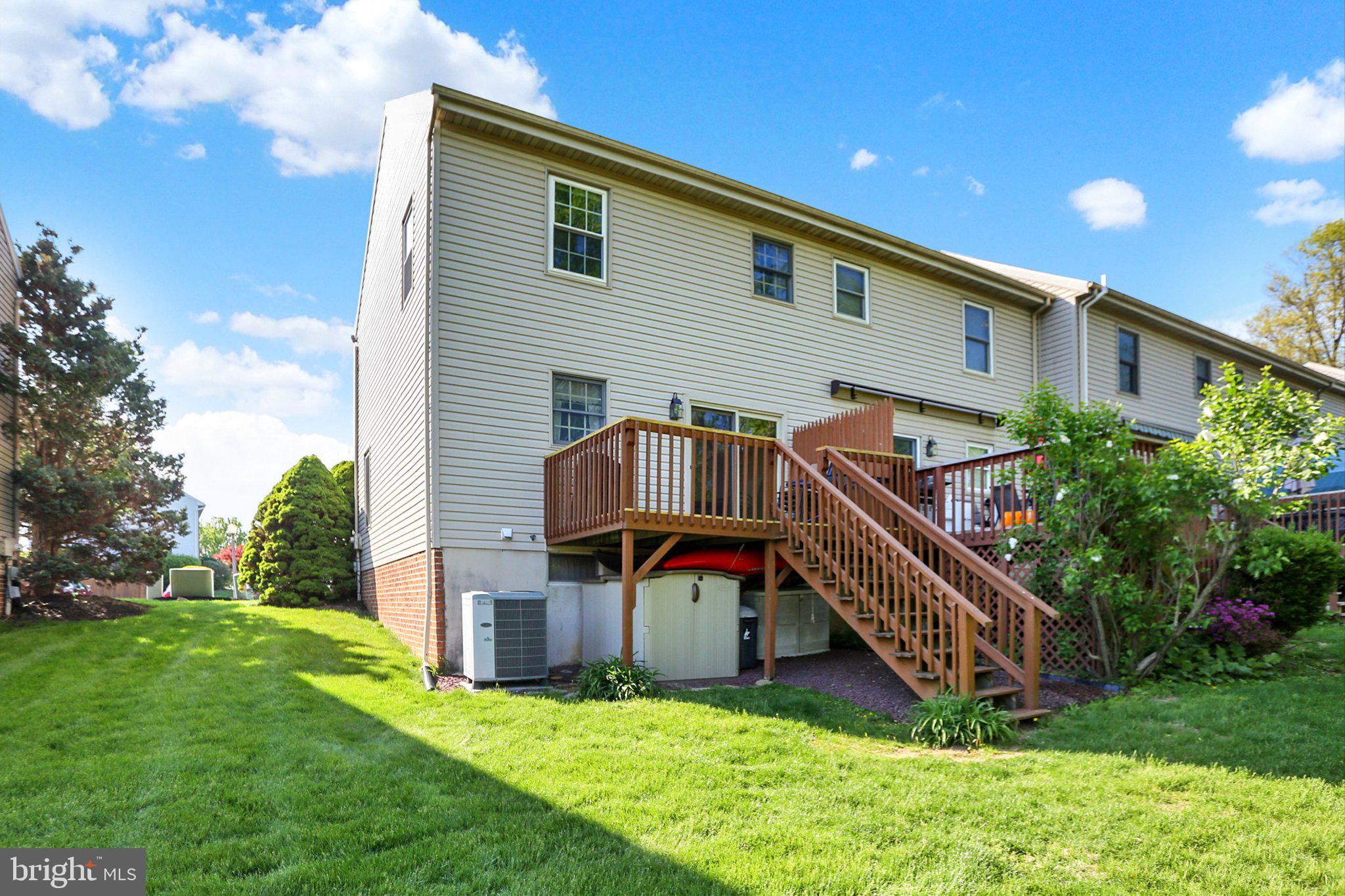 WYNDHAM PLACE - Residential