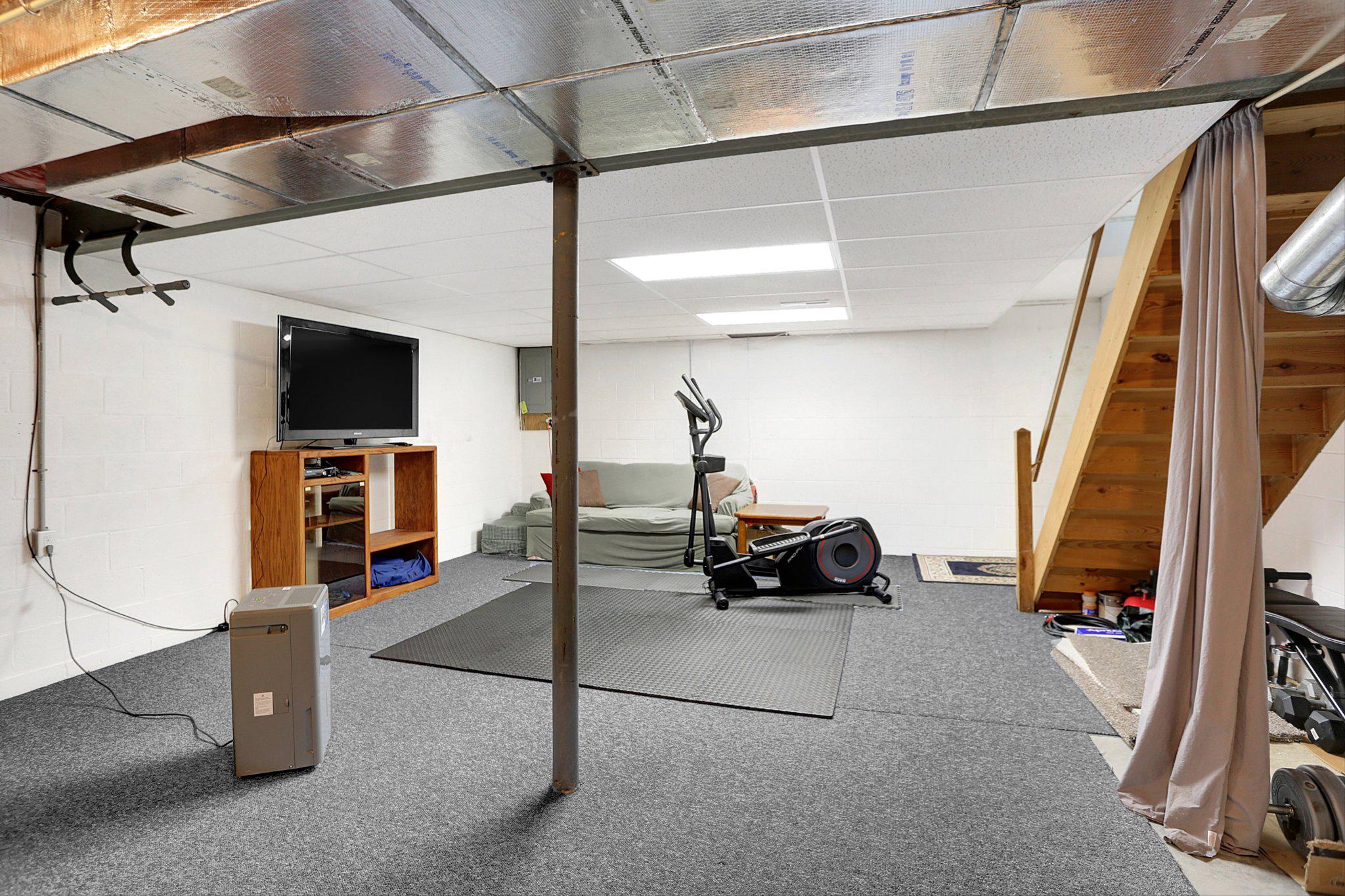 WYNDHAM PLACE - Residential