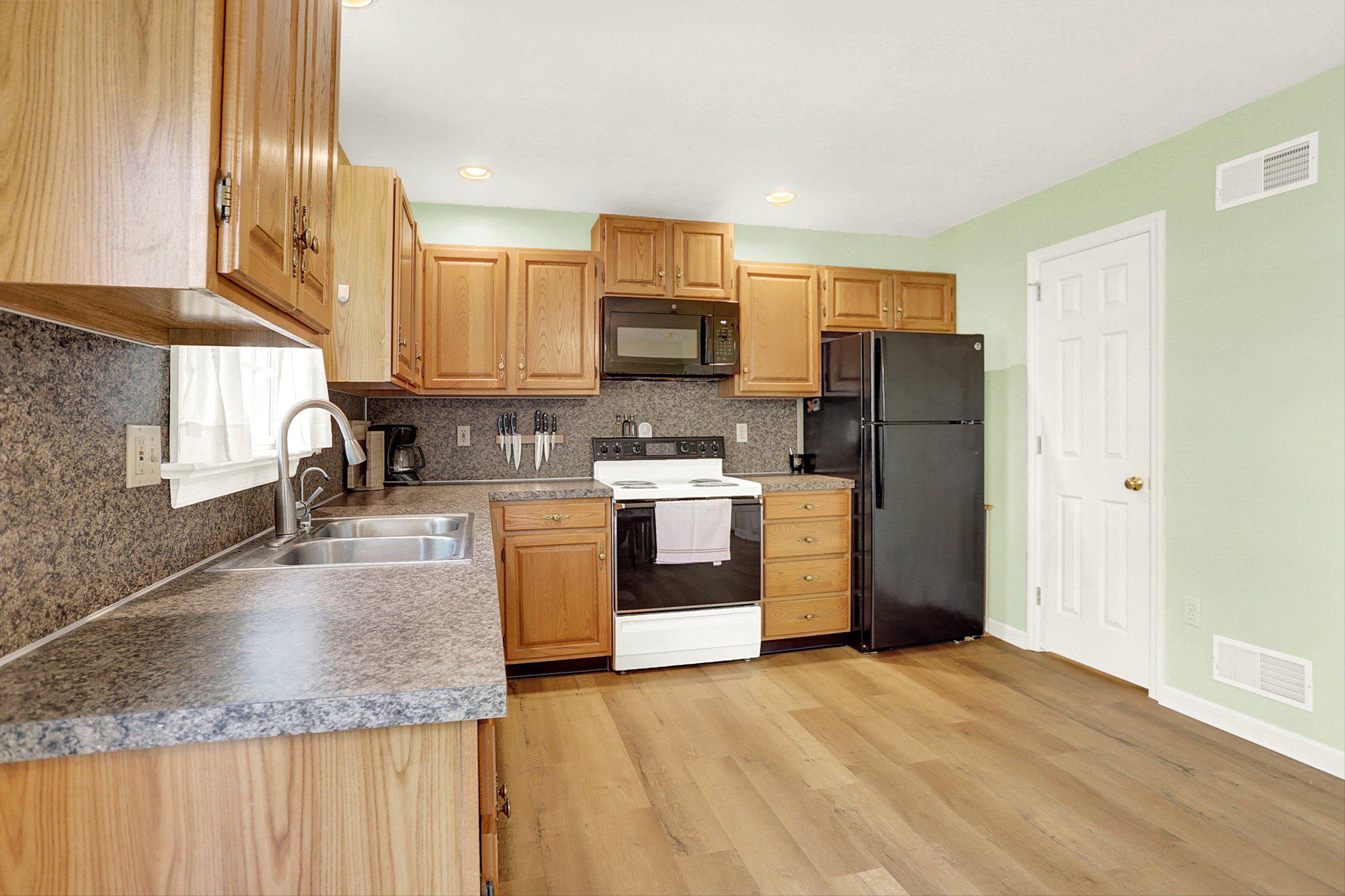 WYNDHAM PLACE - Residential