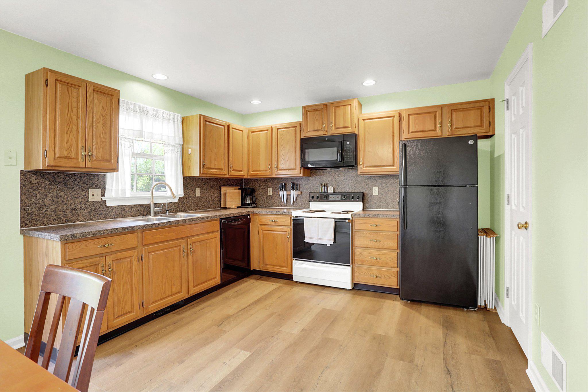 WYNDHAM PLACE - Residential