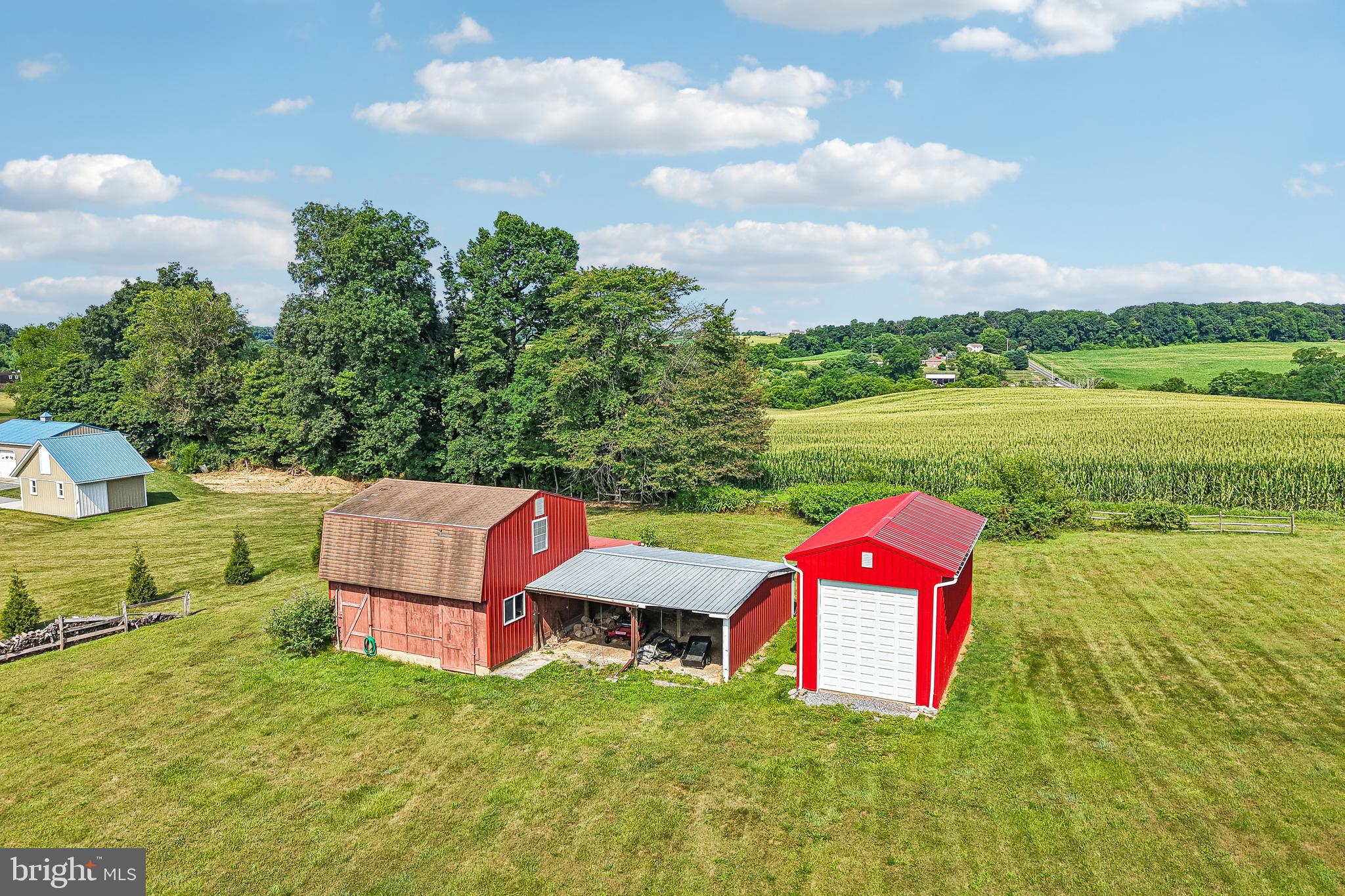 304 BLUE GRASS LANE