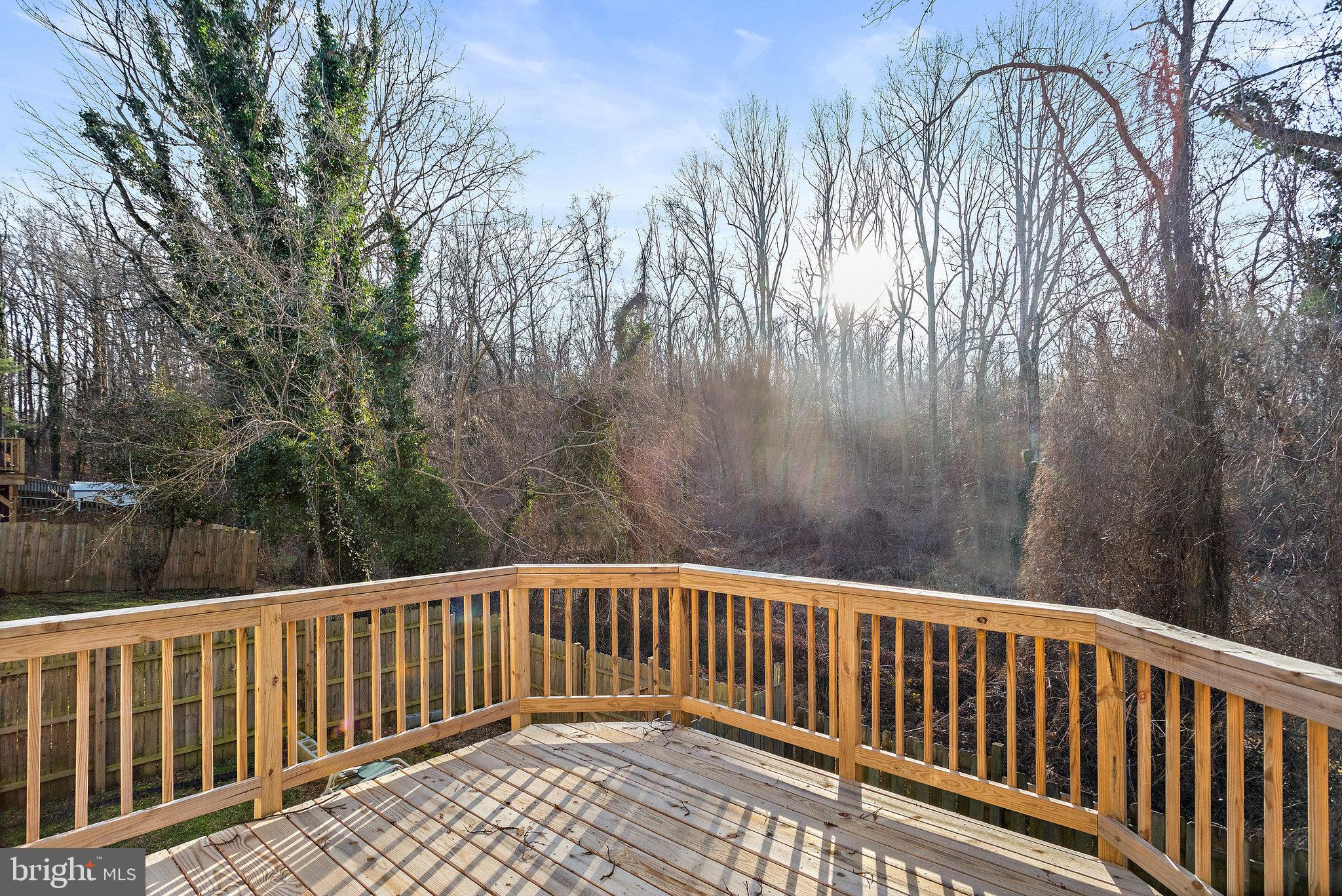 LONDON WOODS - Residential Lease