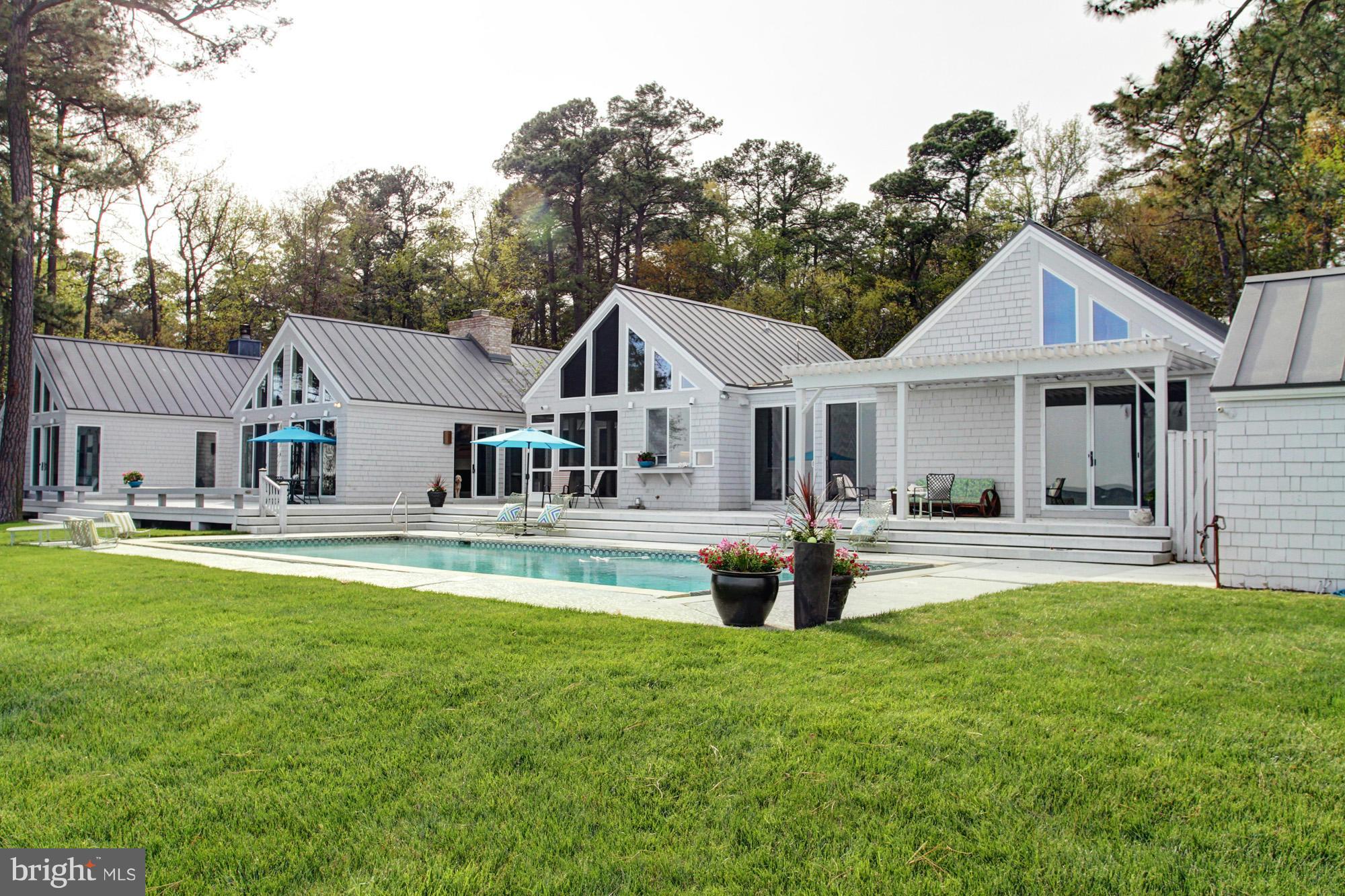 COVE CREEK CLUB - Residential