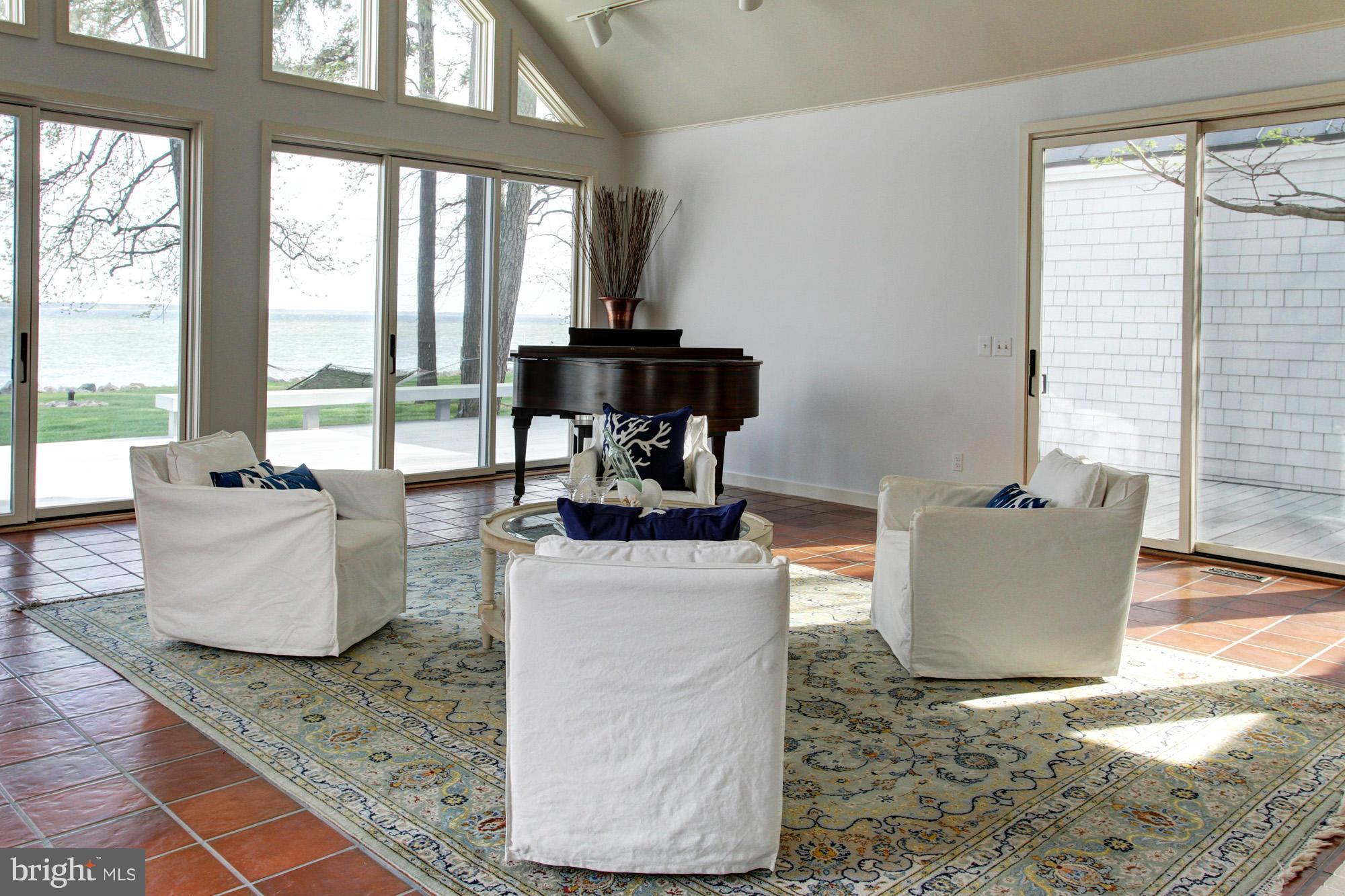 COVE CREEK CLUB - Residential