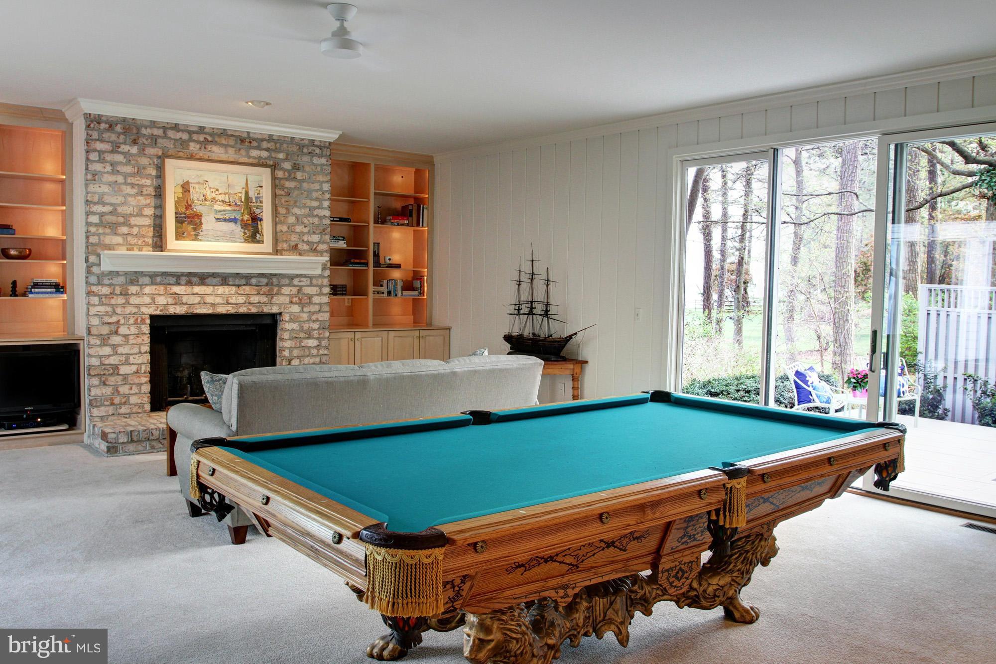 COVE CREEK CLUB - Residential