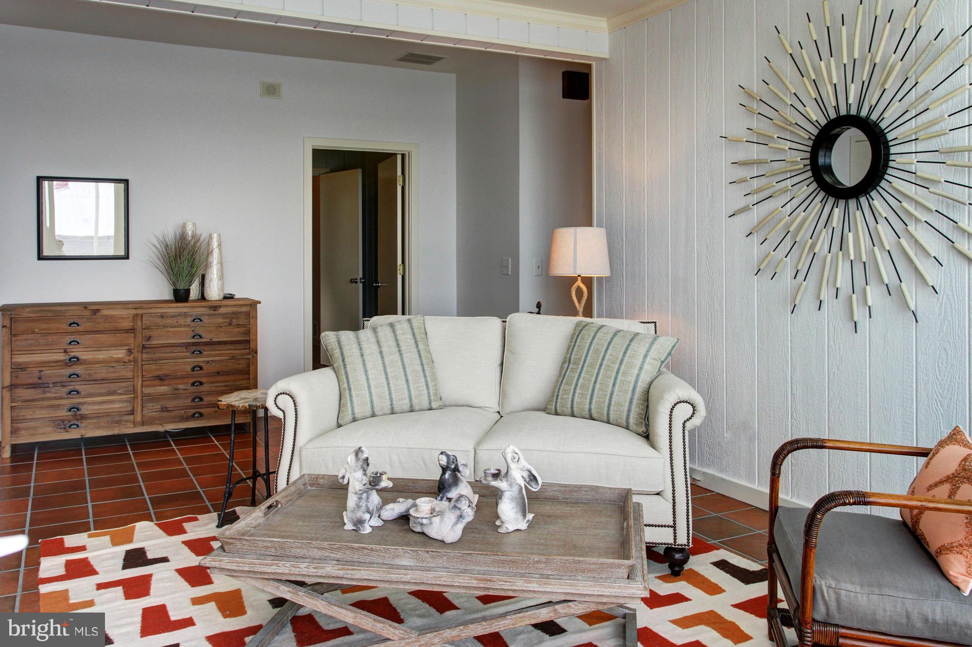 COVE CREEK CLUB - Residential