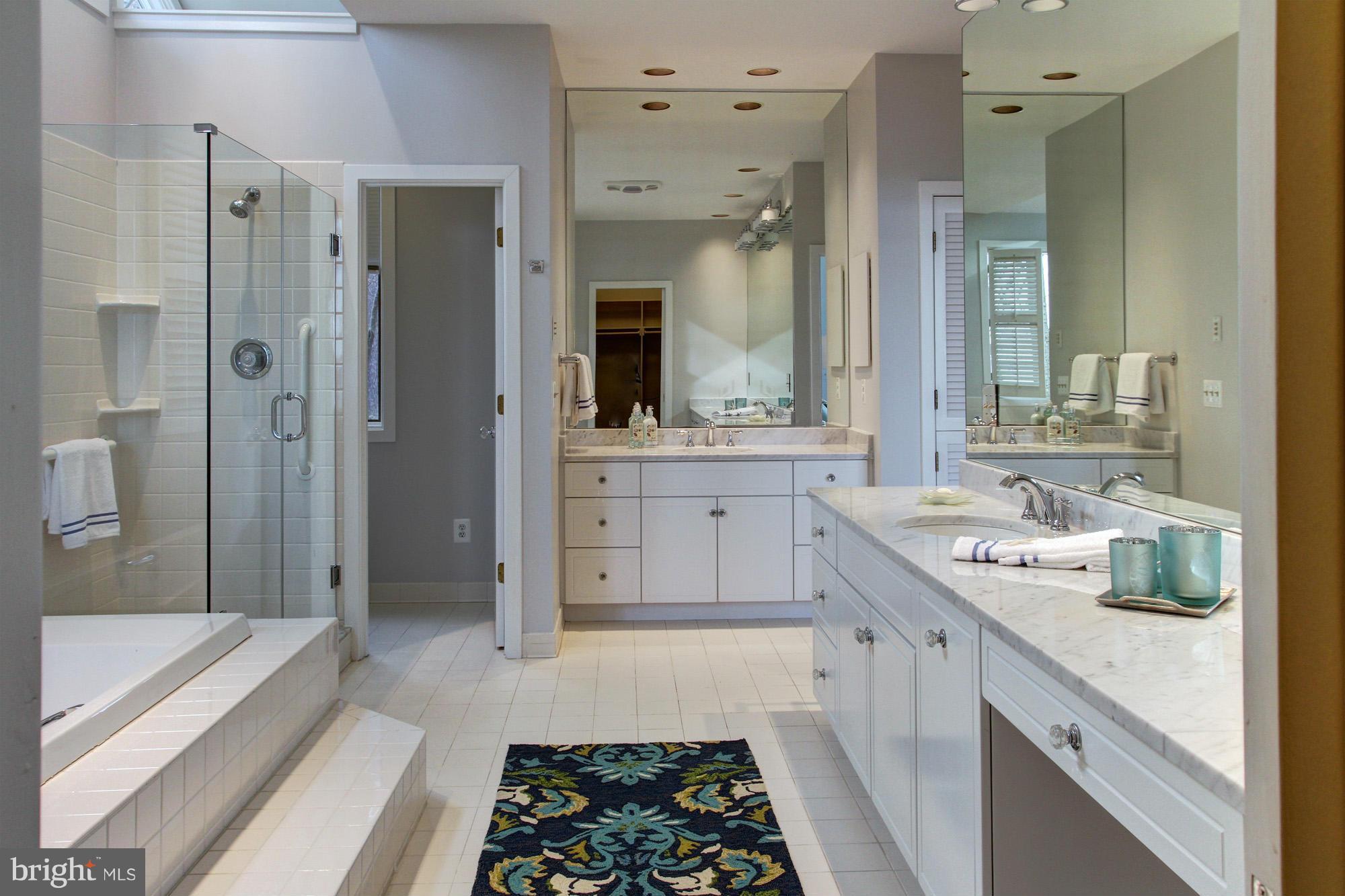 COVE CREEK CLUB - Residential