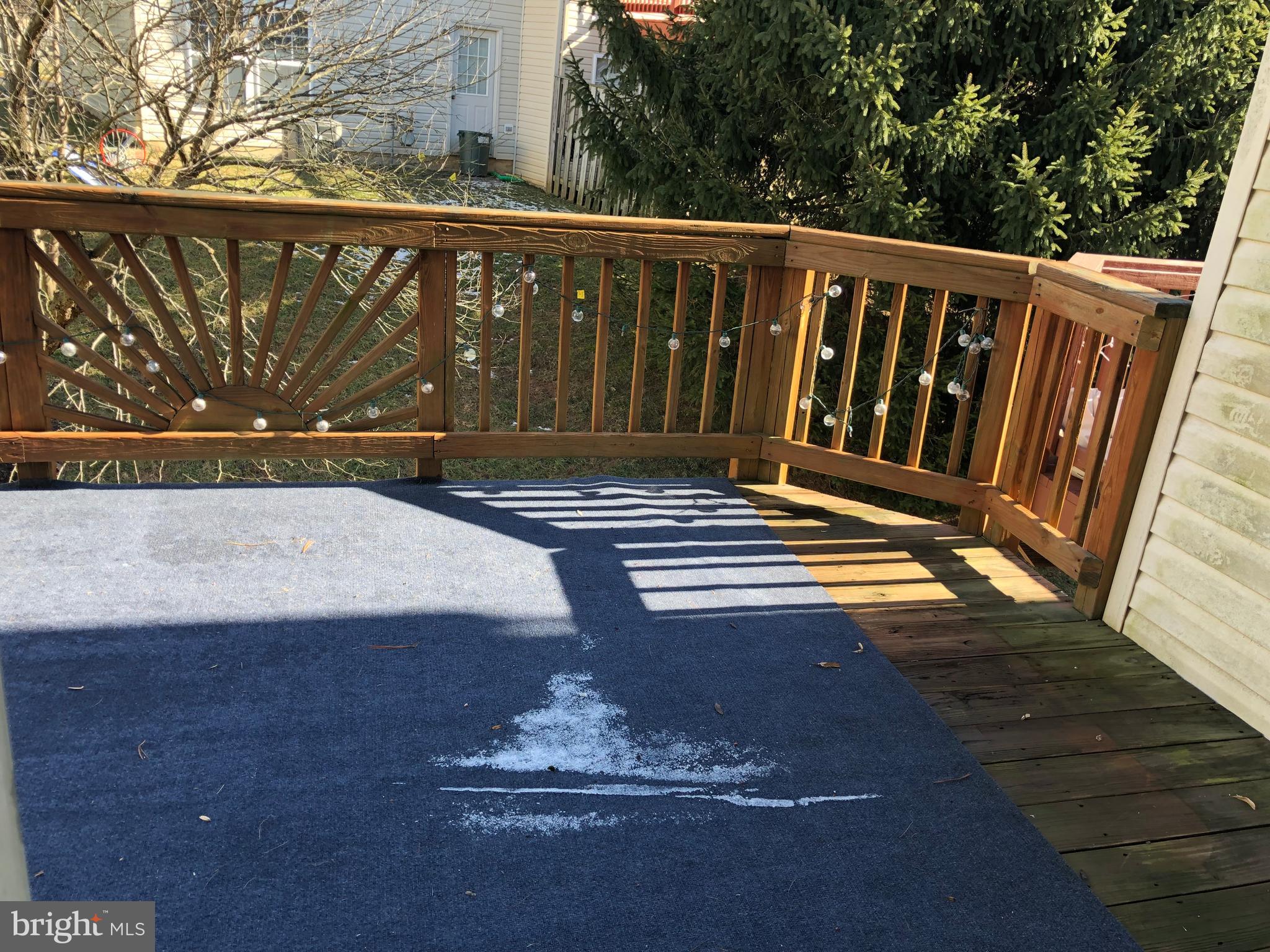 CLOVERLEAF TOWNHOMES - Residential Lease