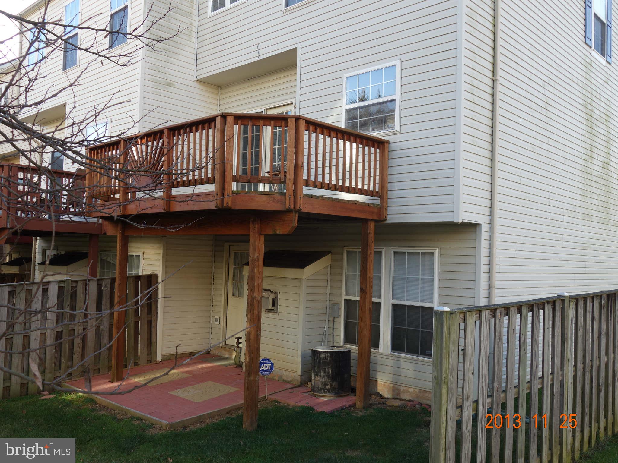 CLOVERLEAF TOWNHOMES - Residential Lease