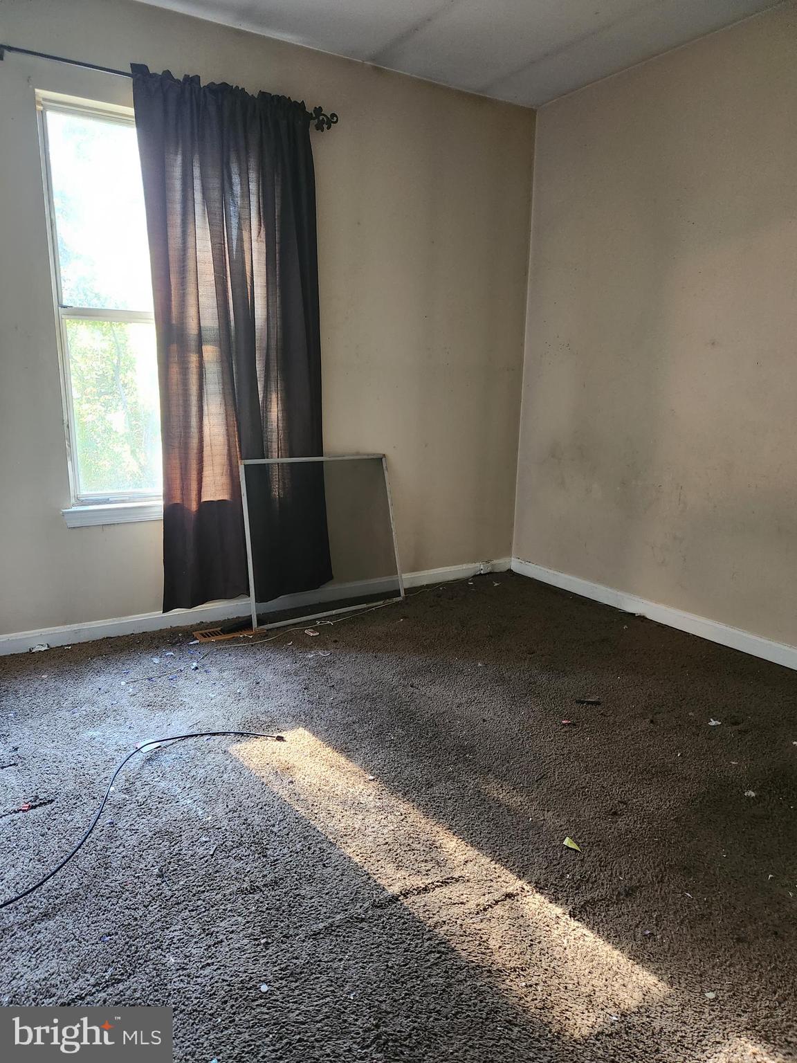 LONDON WOODS - Residential