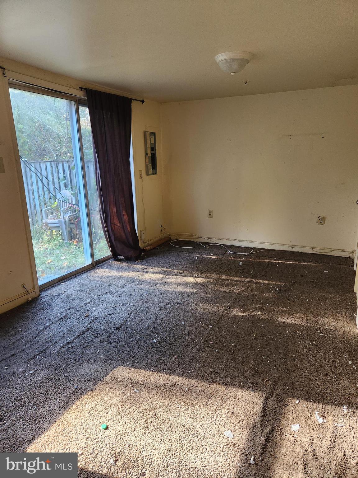 LONDON WOODS - Residential