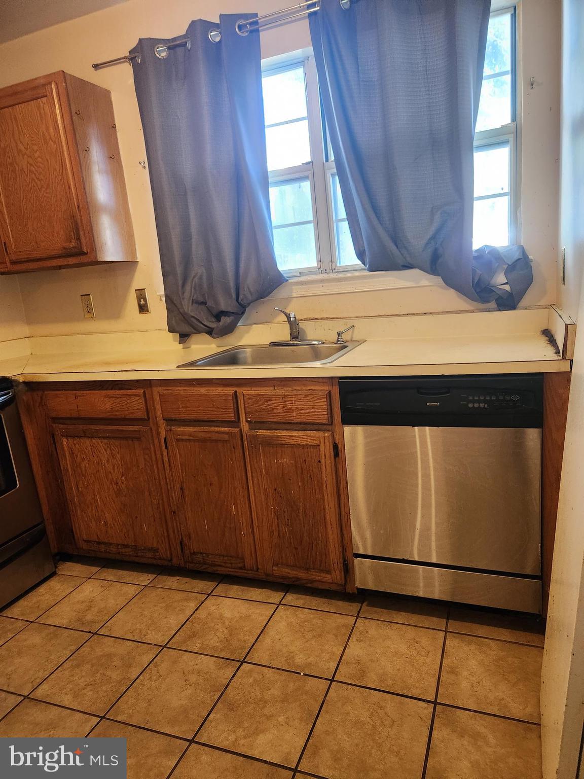 LONDON WOODS - Residential