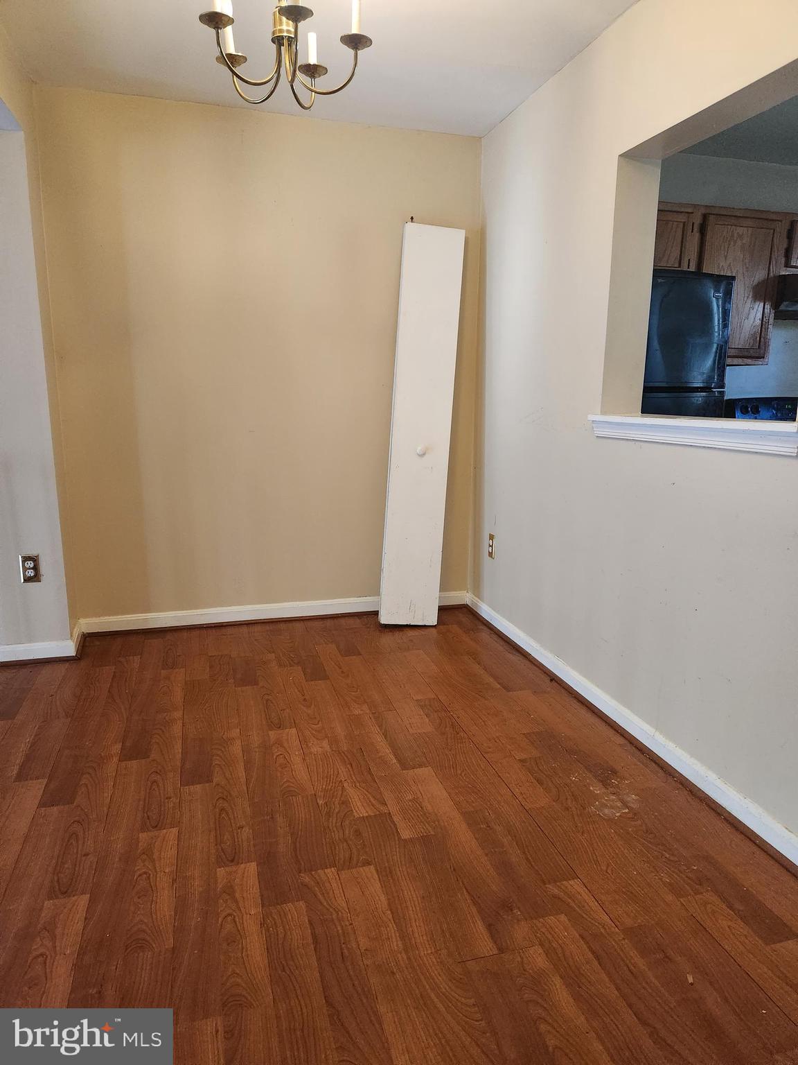 LONDON WOODS - Residential