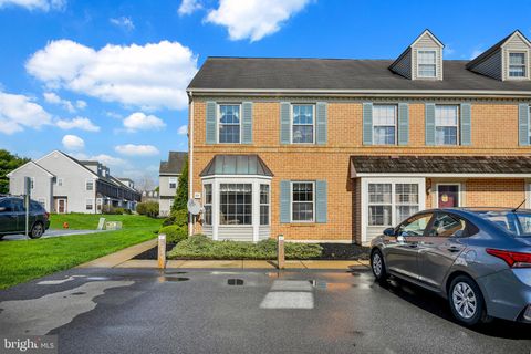 Photo of 164 Melrose Lane, Lancaster, PA 17601 (MLS # PALA2049758)