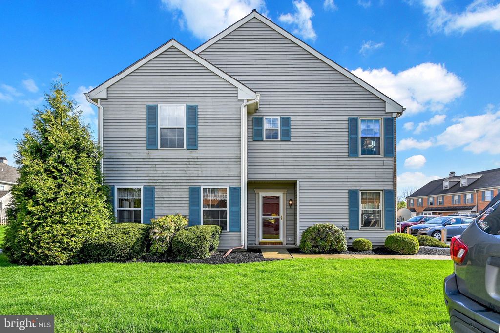 Photo of 164 Melrose Lane, Lancaster, PA 17601 (MLS # PALA2049758)