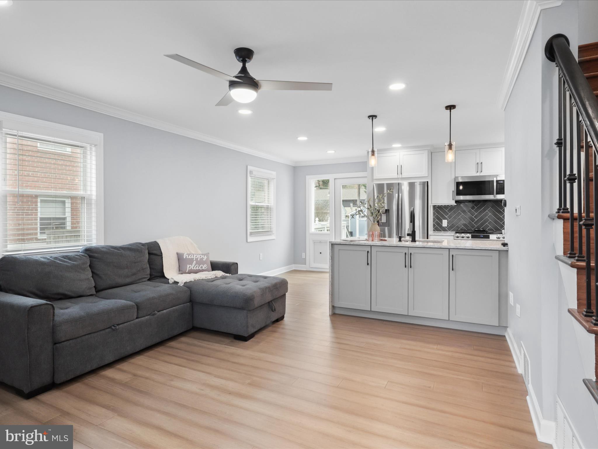 HUNTINGTON - Residential Lease