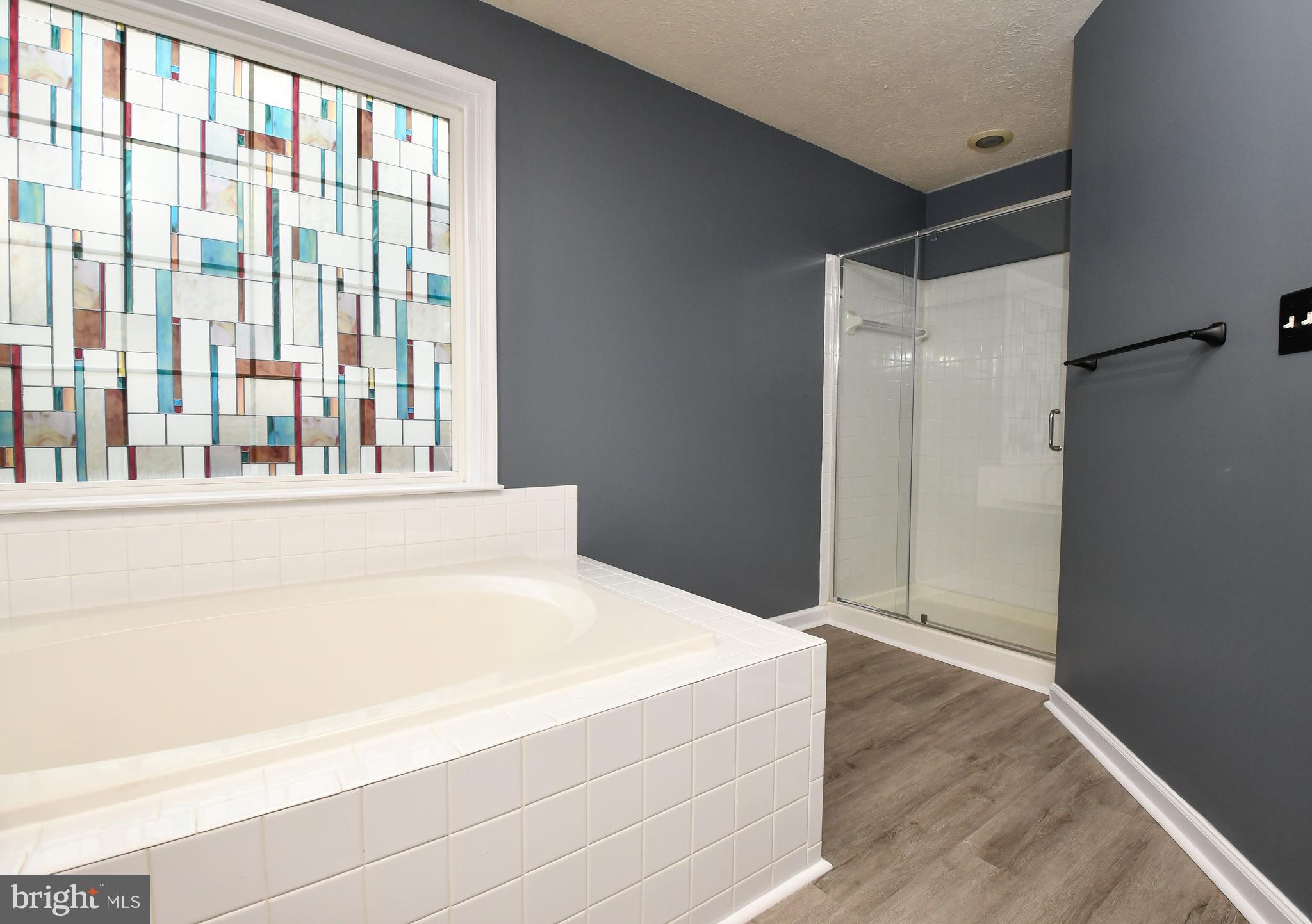 KINGSWOOD - Residential