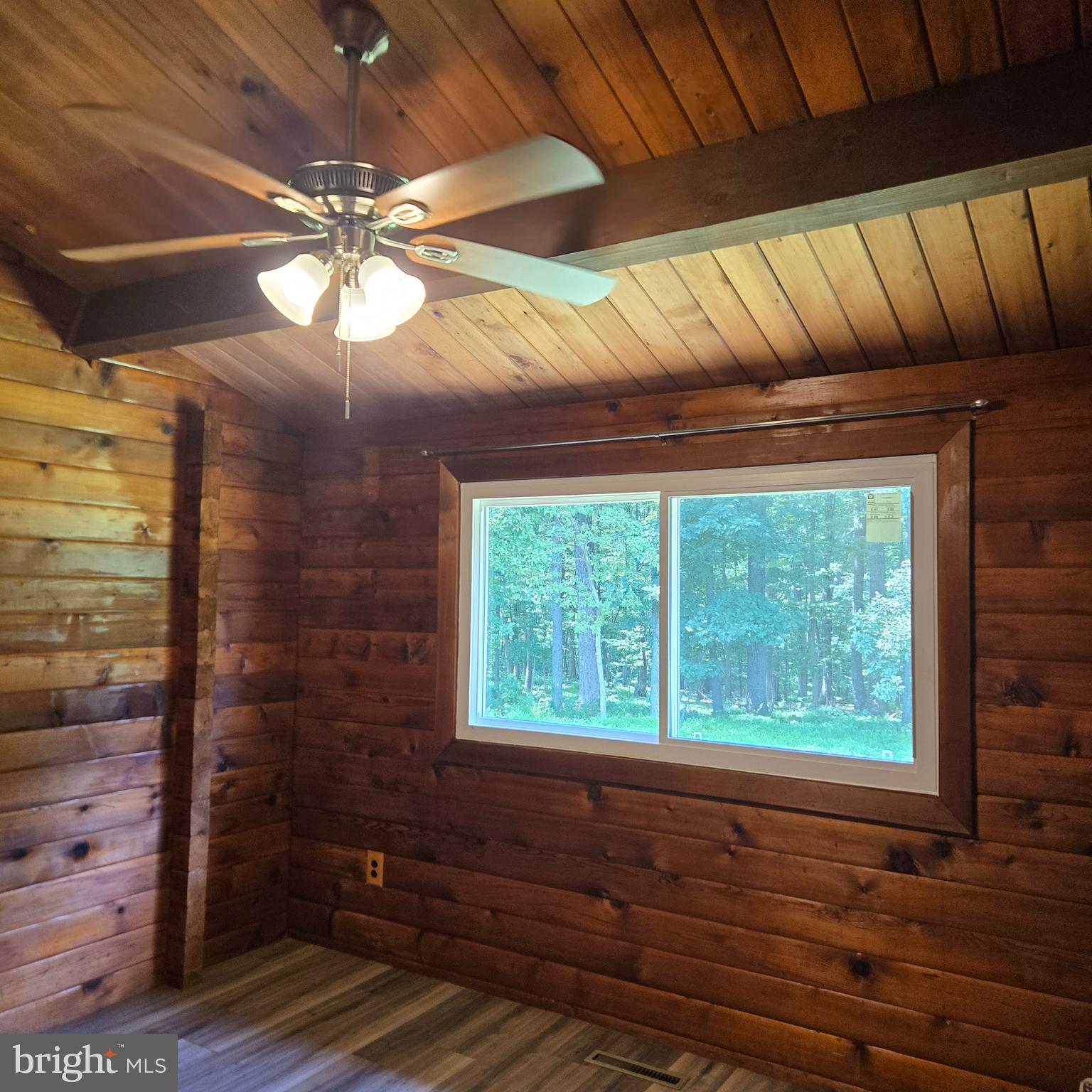 CLARKSVILLE HUNT - Residential Lease