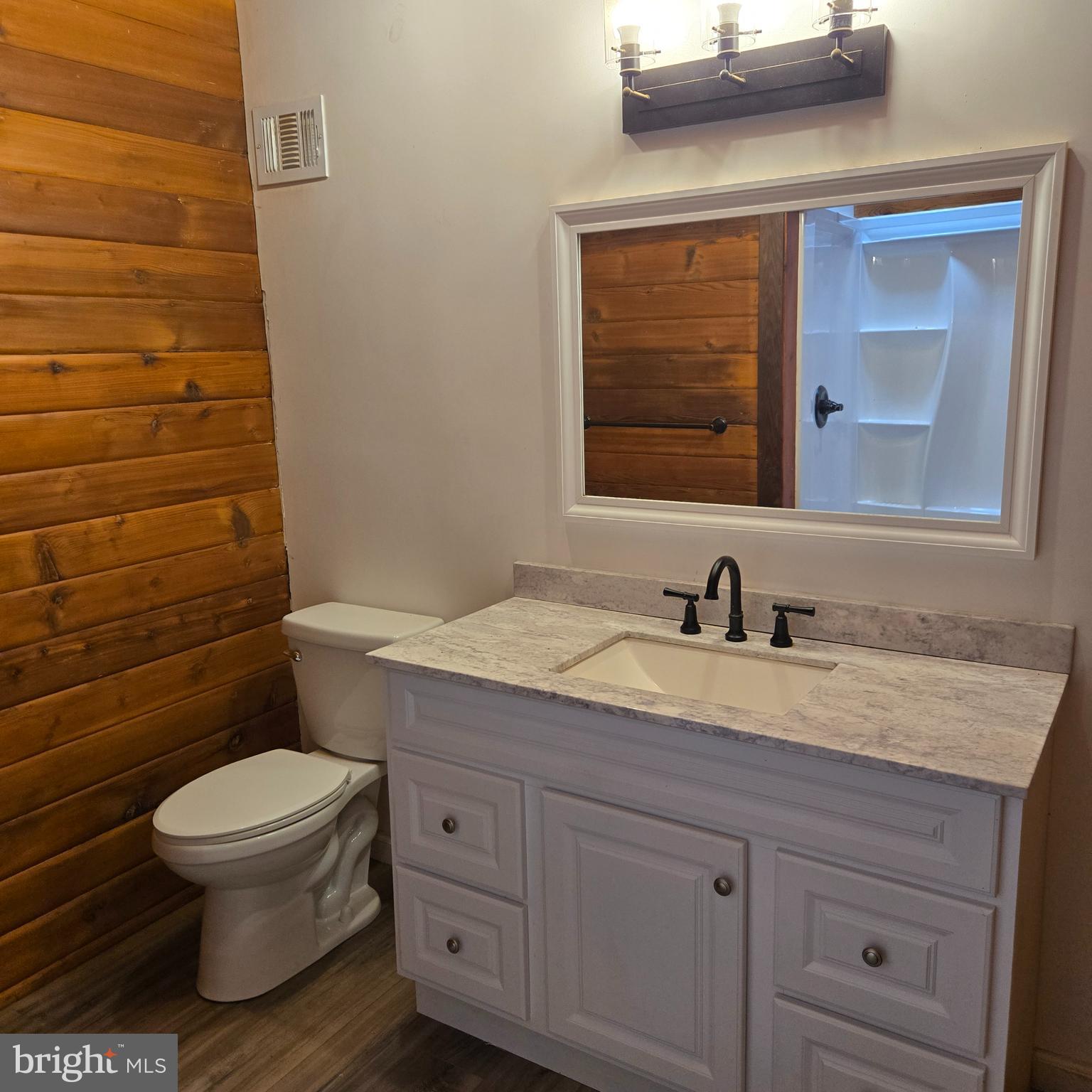 CLARKSVILLE HUNT - Residential Lease