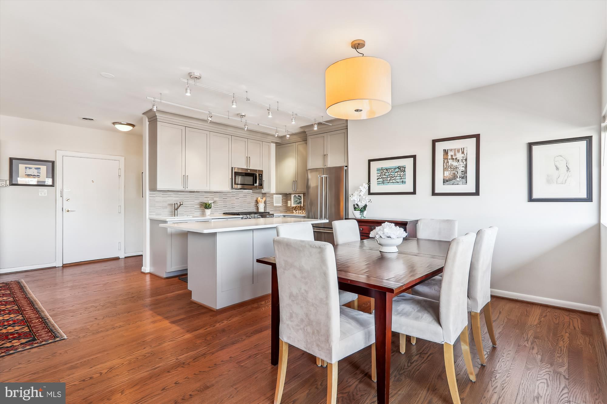 4720 CHEVY CHASE DR - Residential