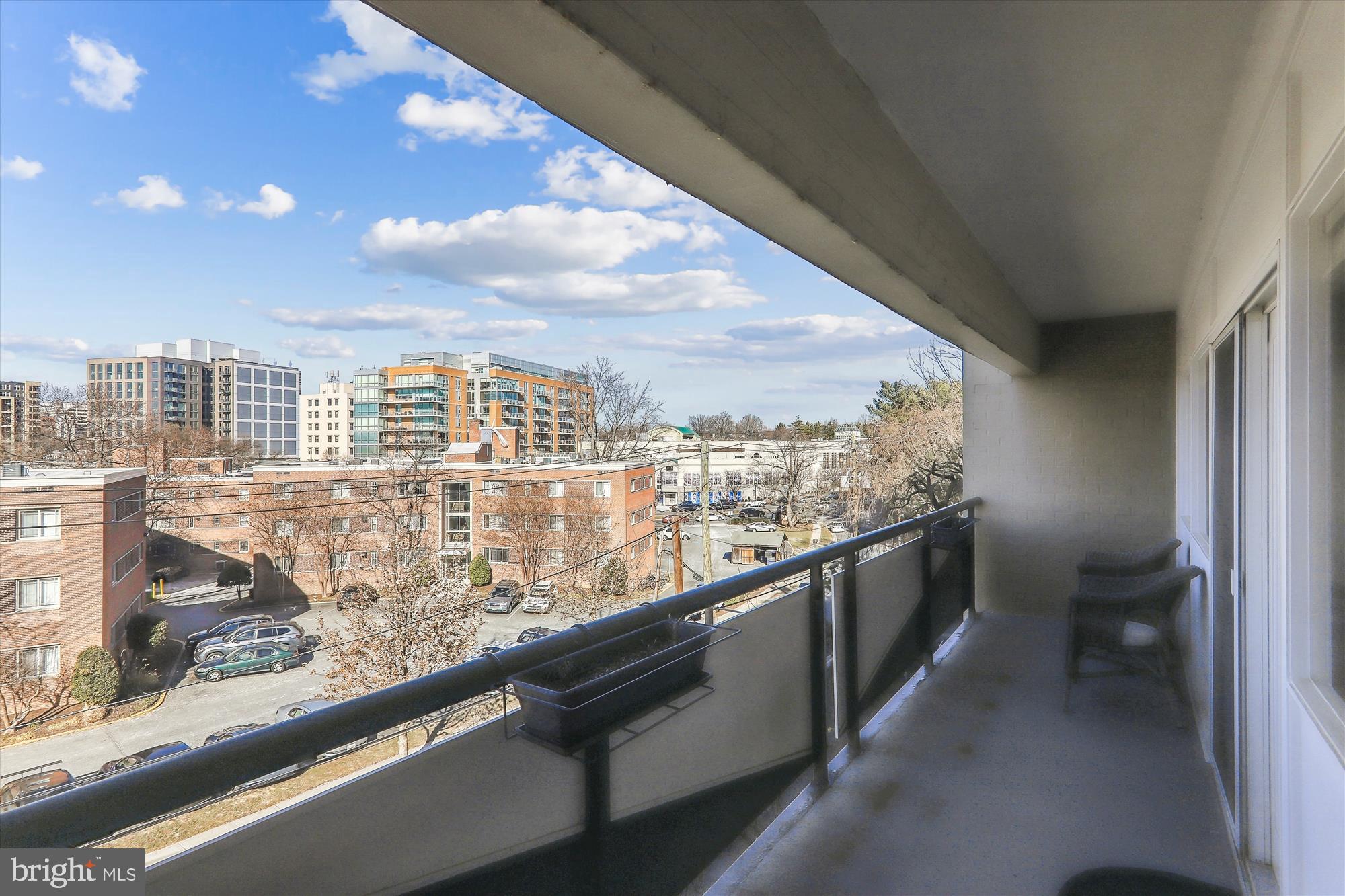 4720 CHEVY CHASE DR - Residential