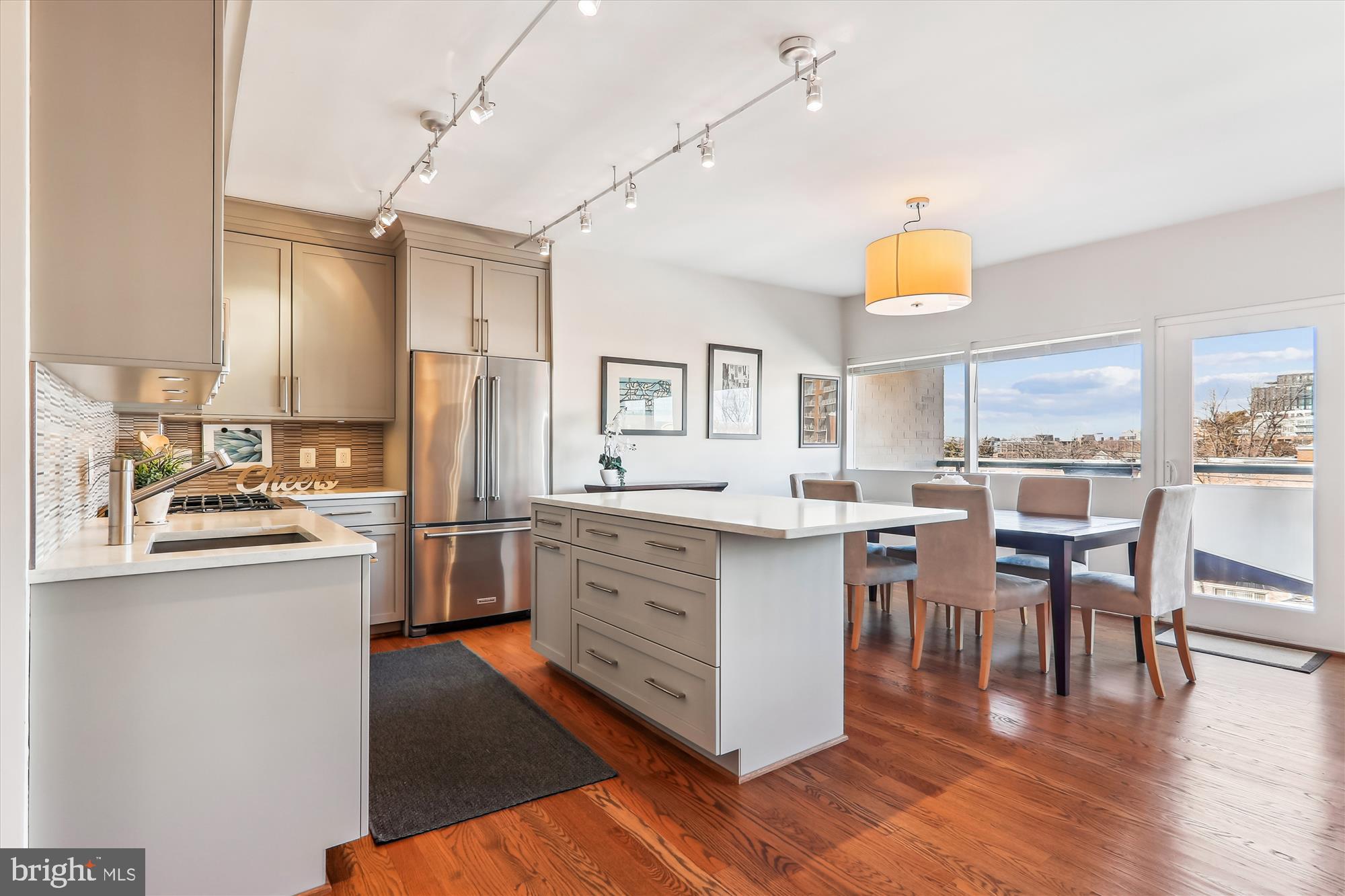 4720 CHEVY CHASE DR - Residential