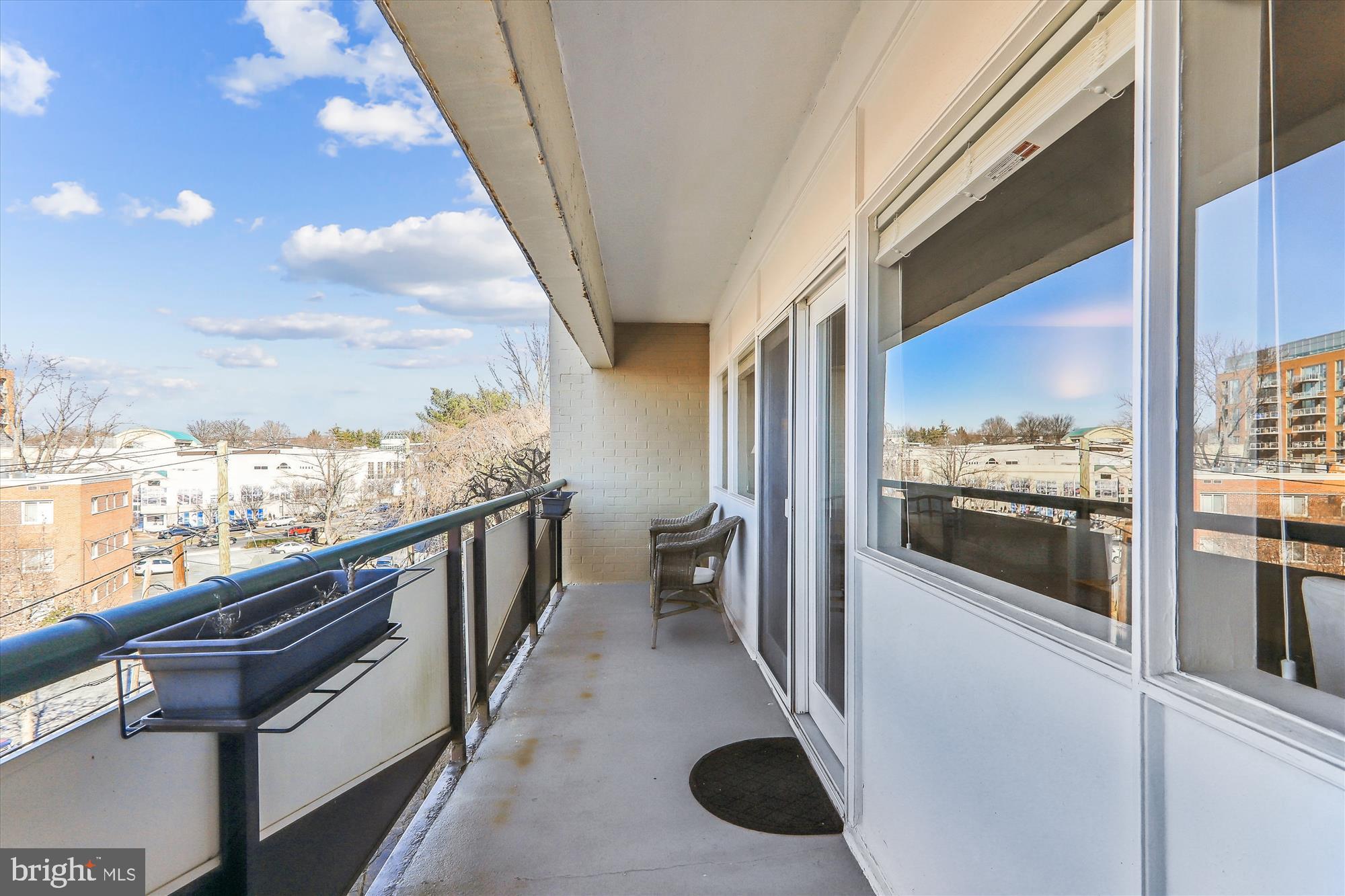 4720 CHEVY CHASE DR - Residential