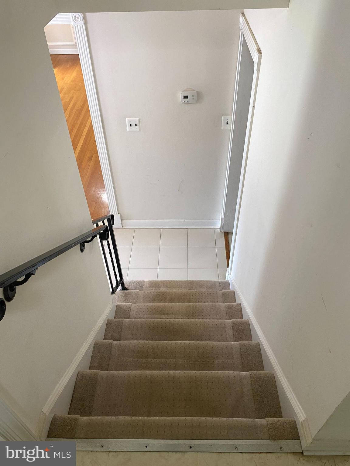 WHITES RAVENWOOD PARK - Residential