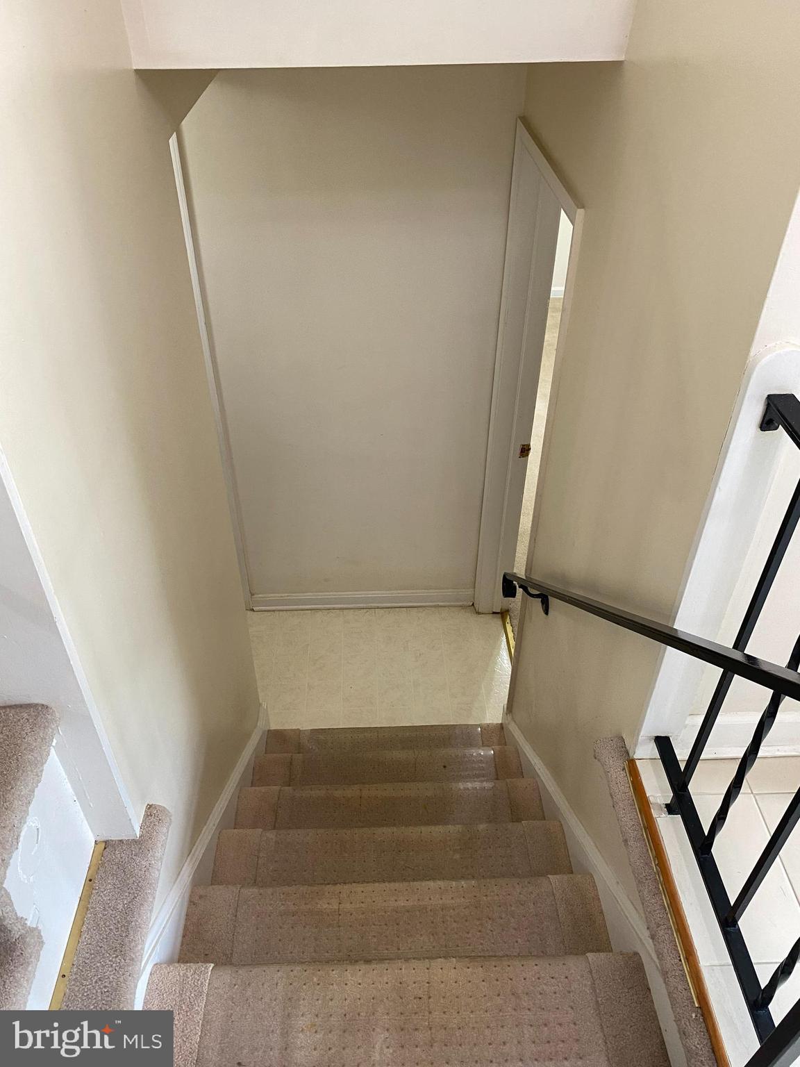 WHITES RAVENWOOD PARK - Residential