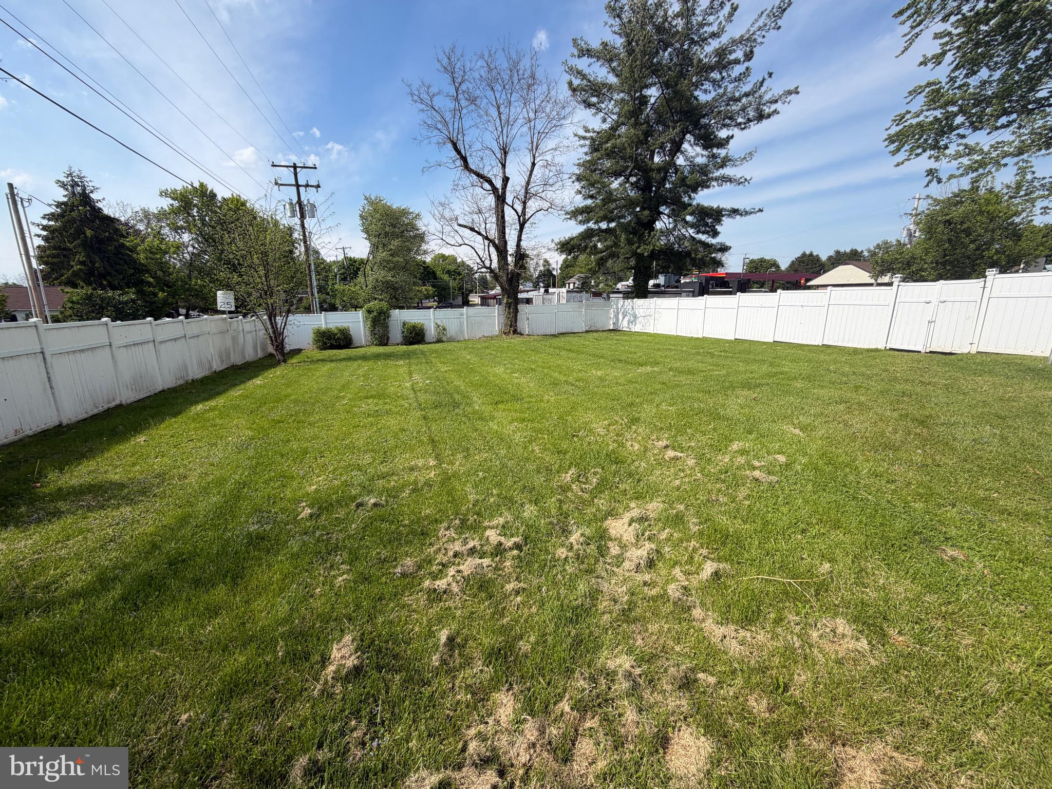 ABBOTTSTOWN - Residential