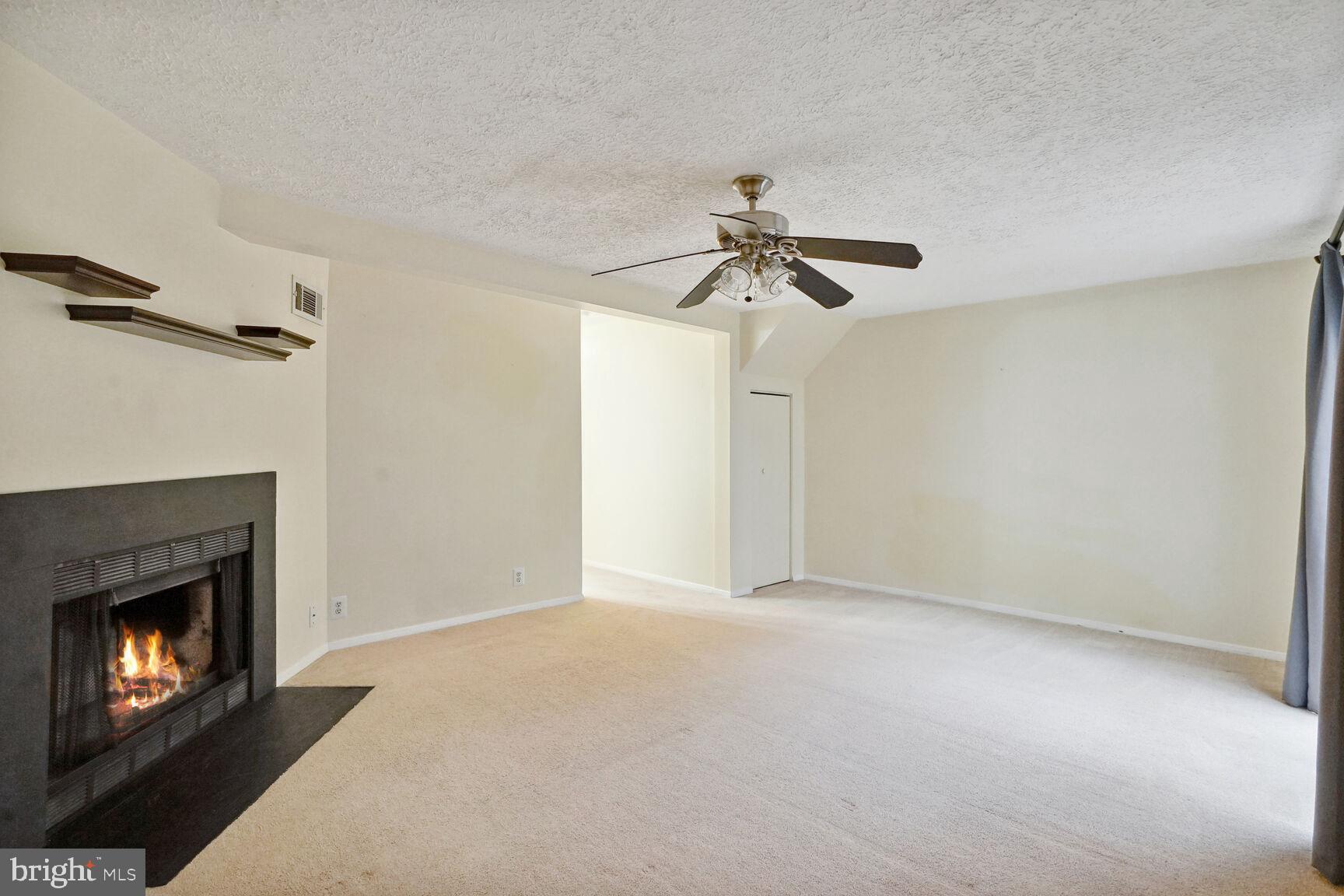 OAKWOOD COMMONS AT BURKE - Residential Lease