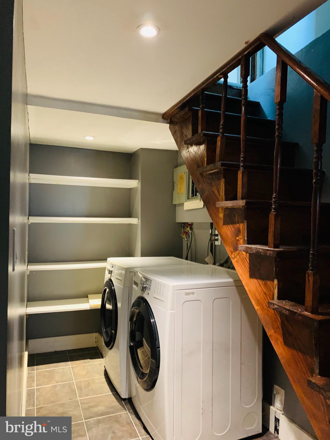 MAYFAIR (WEST) - Residential