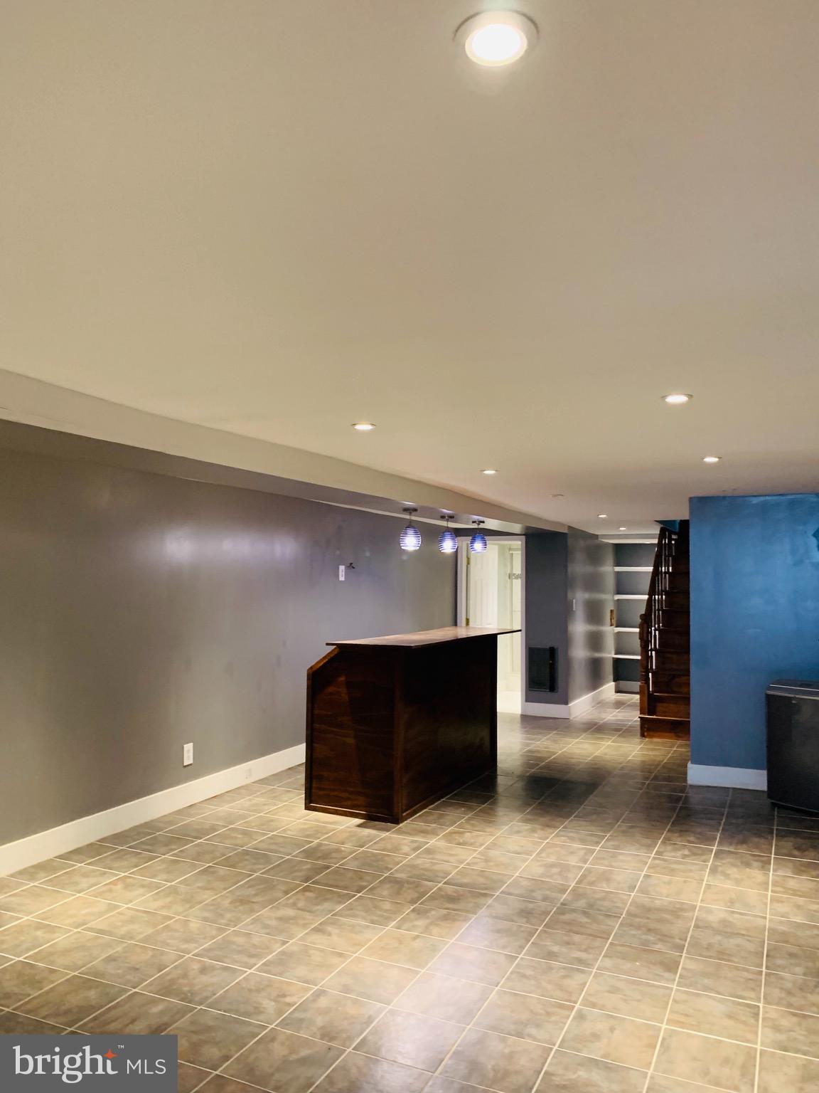 MAYFAIR (WEST) - Residential