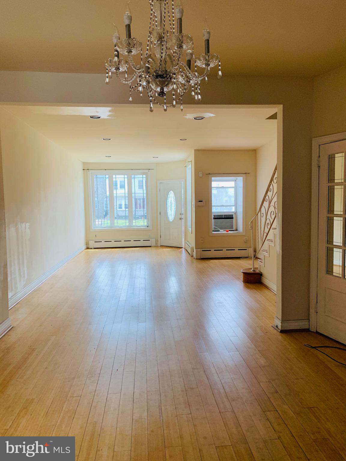 MAYFAIR (WEST) - Residential