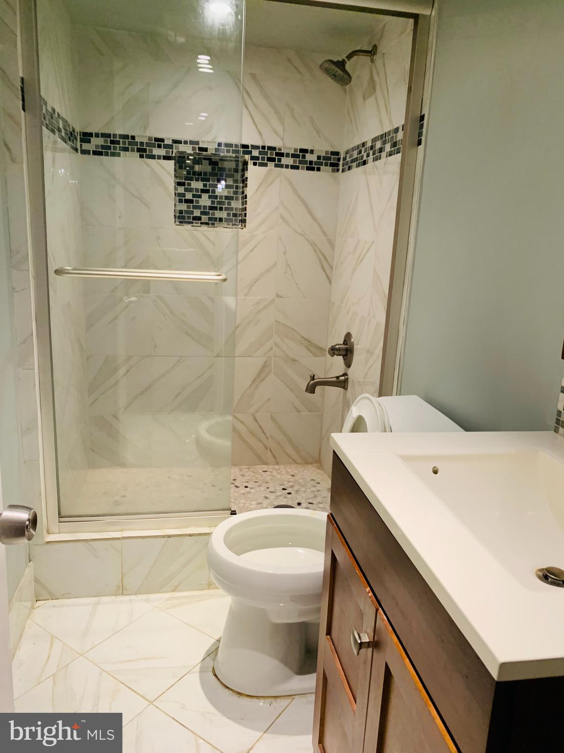 MAYFAIR (WEST) - Residential