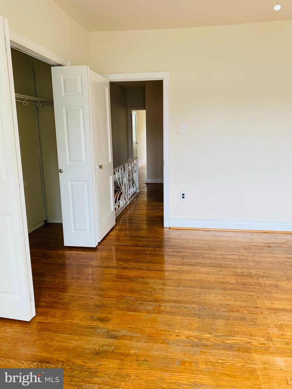 MAYFAIR (WEST) - Residential