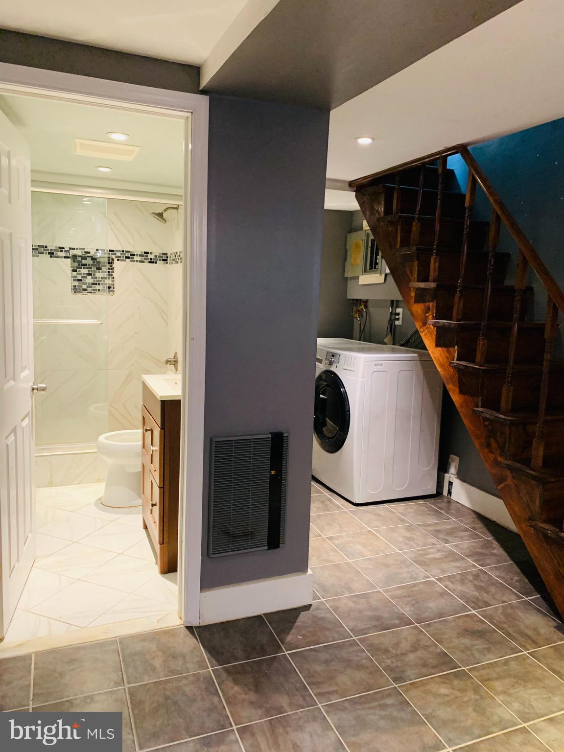 MAYFAIR (WEST) - Residential