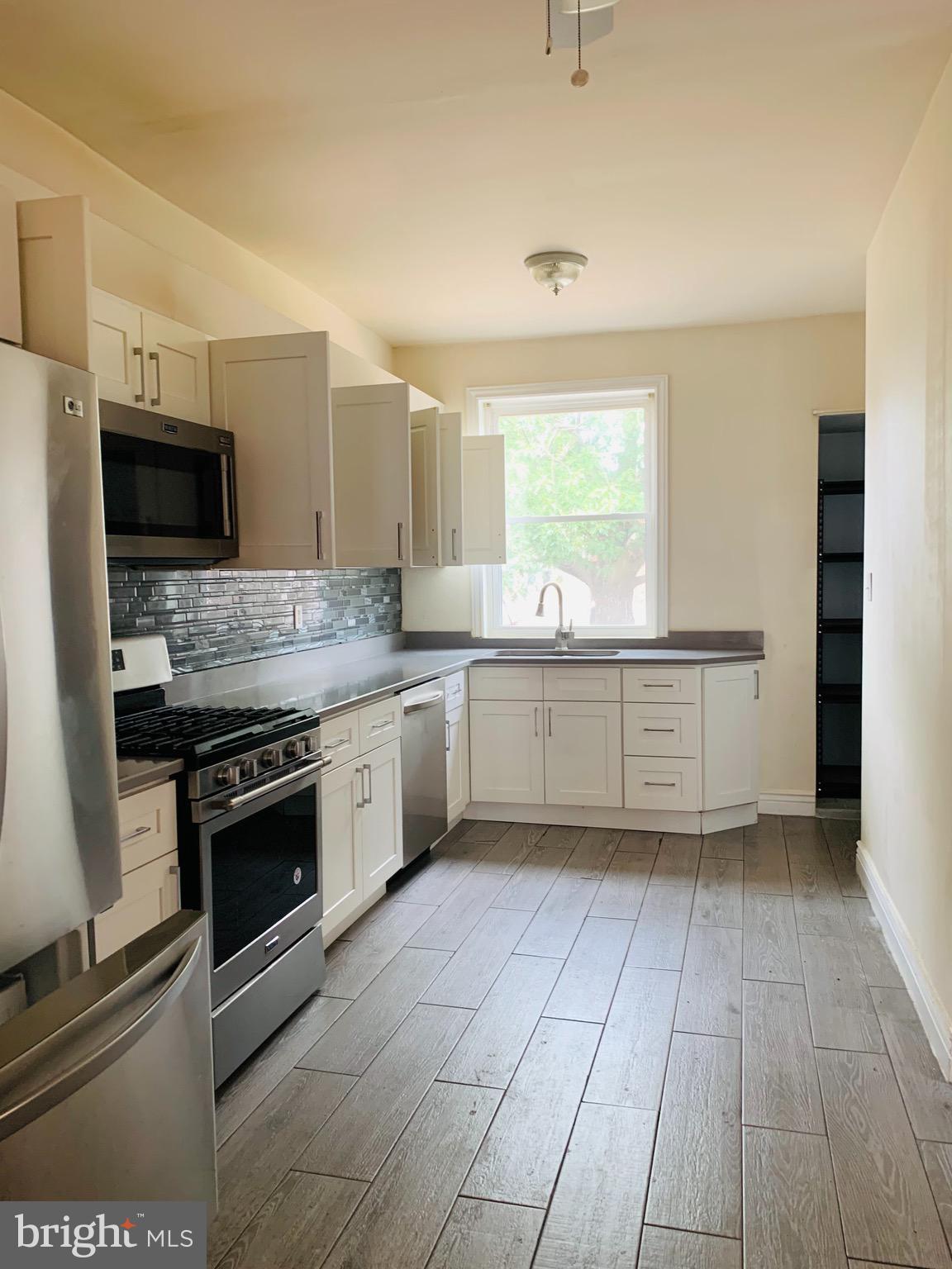 MAYFAIR (WEST) - Residential