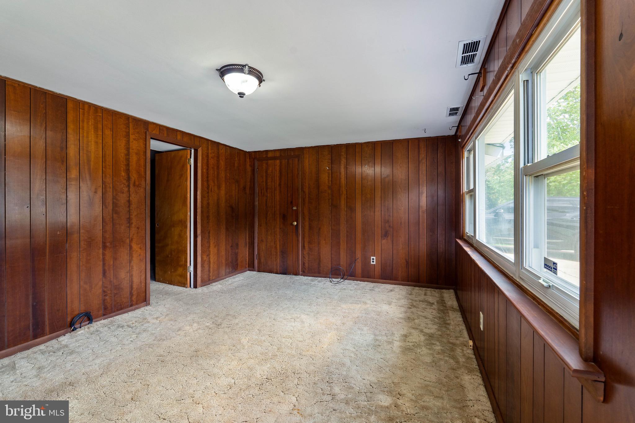 TANGLEWOOD - Residential