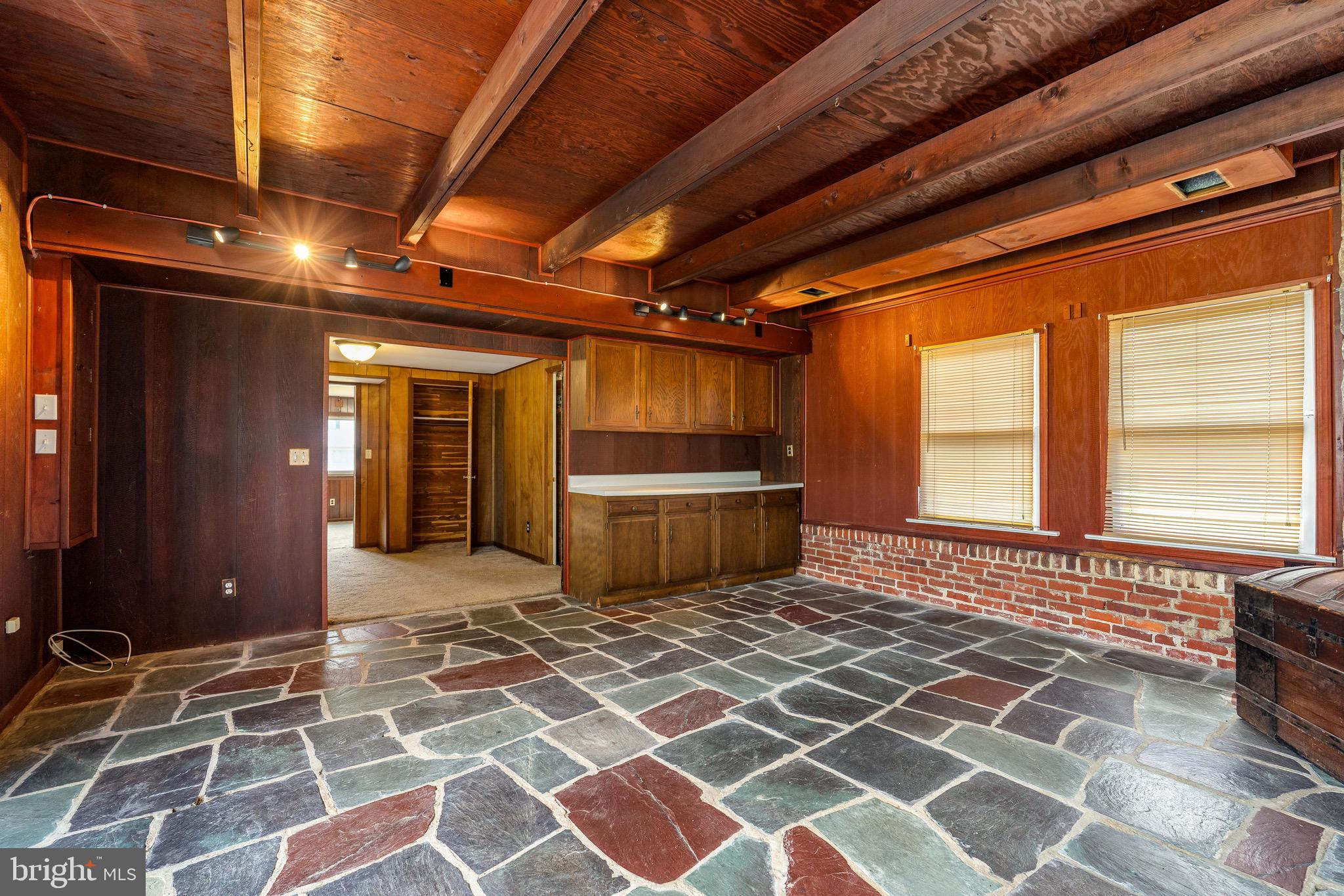 TANGLEWOOD - Residential