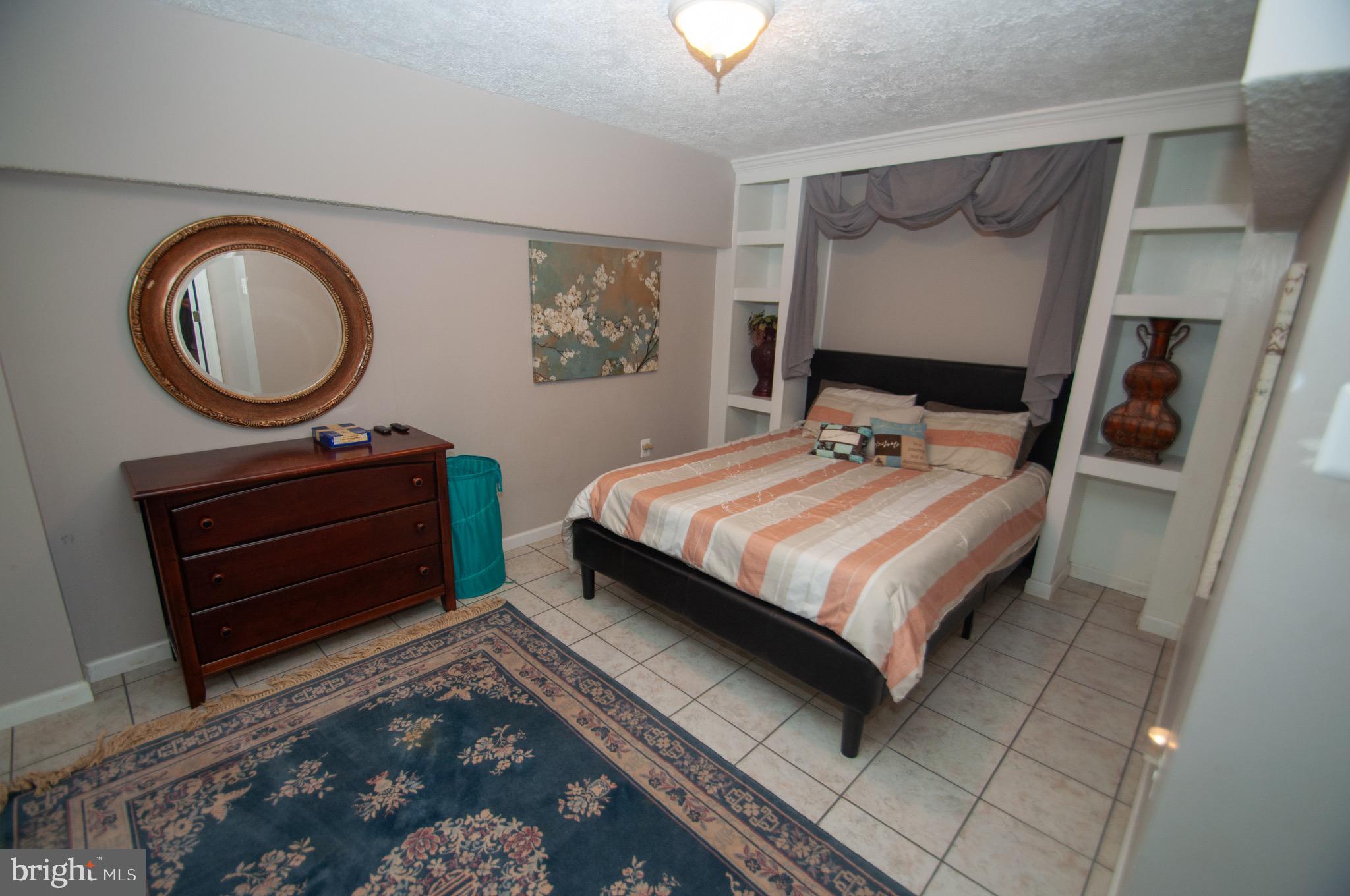 KINGS PURCHASE - Residential