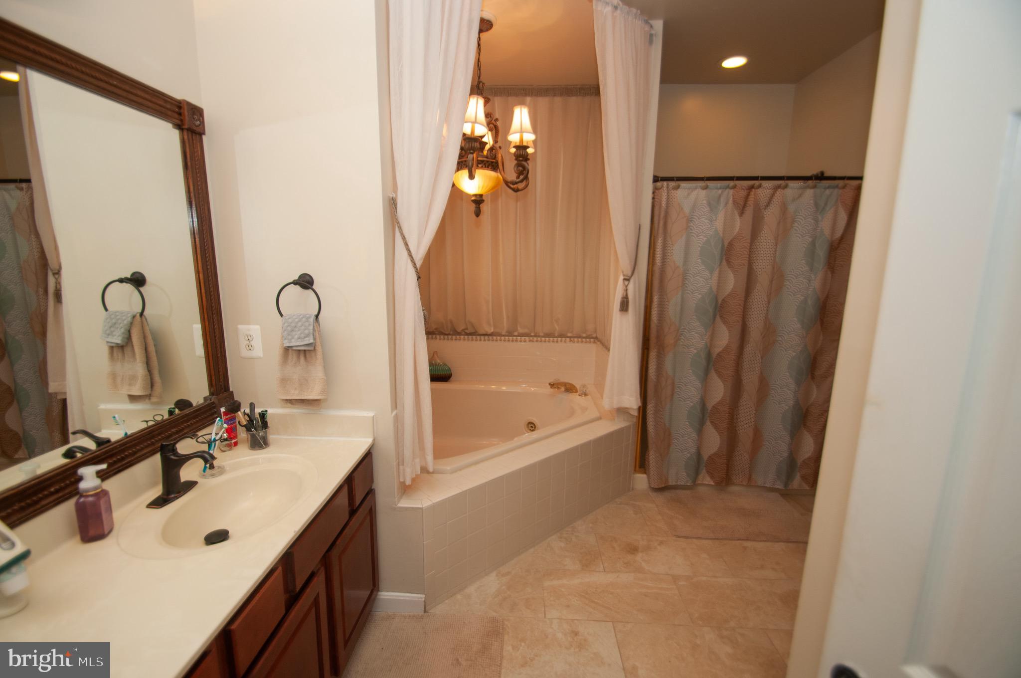 KINGS PURCHASE - Residential