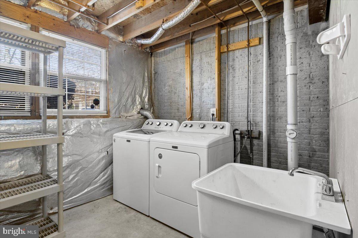 OLD BRIDGE ESTATES - Residential Lease