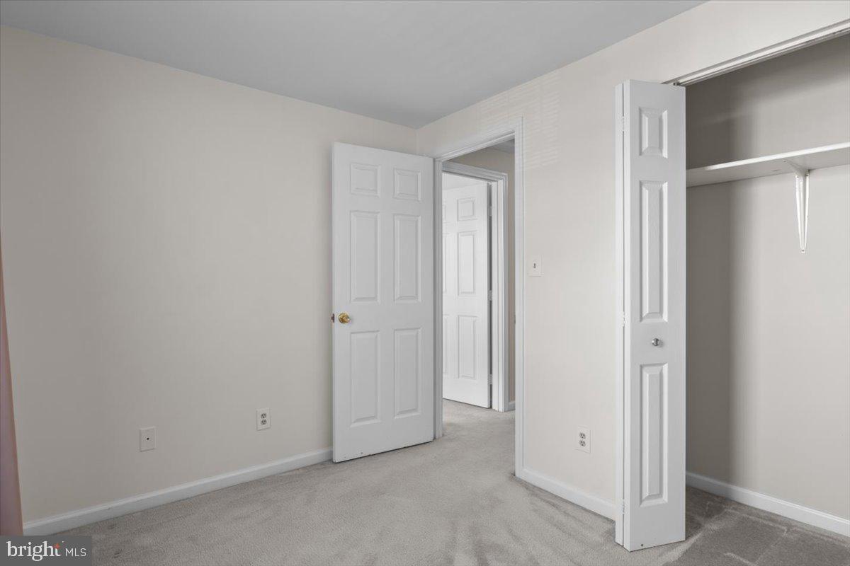 OLD BRIDGE ESTATES - Residential Lease